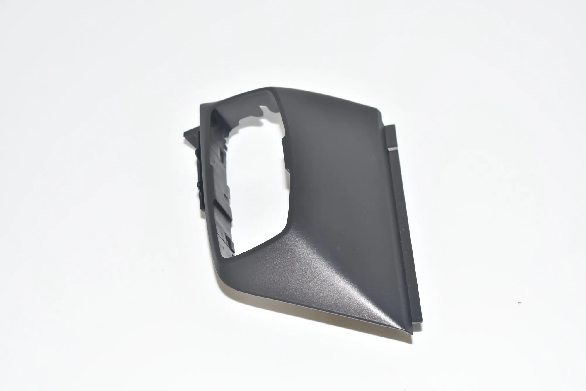 Headlight Switch Trim – OEM 9282943 · BMW i3 (I01) Electric 2020 – 2