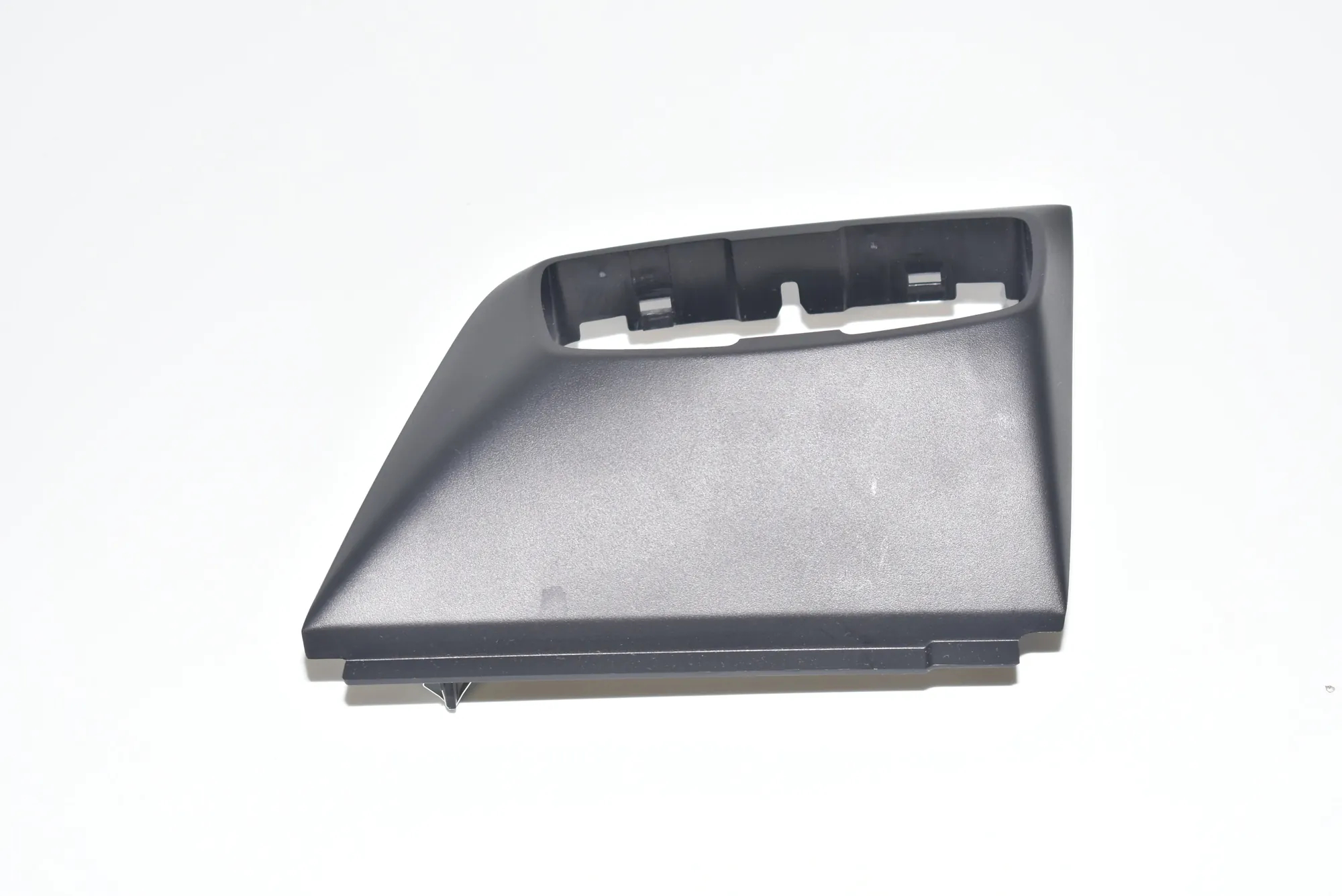 Headlight Switch Trim – OEM 9282943 · BMW i3 (I01) Electric 2020