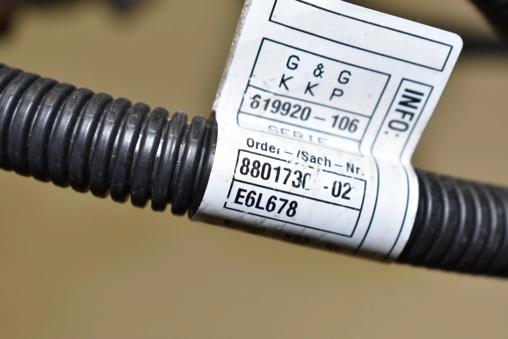 Positive Battery Cable – OEM 8801730 · BMW i3 (I01) Electric 2020 – 4