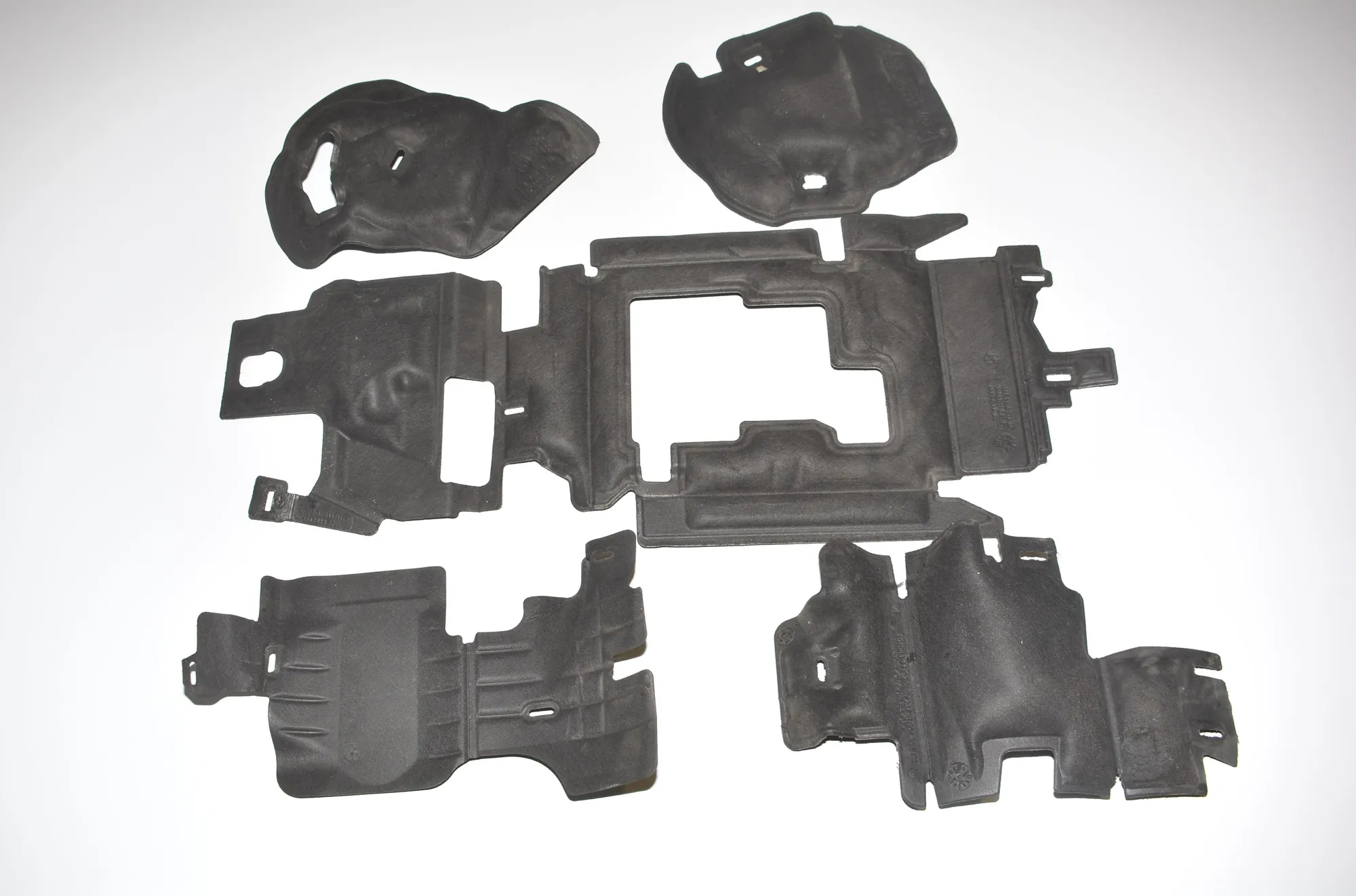 Other Underbody Cover – OEM 7666221 · BMW i3 (I01) Electric 2018