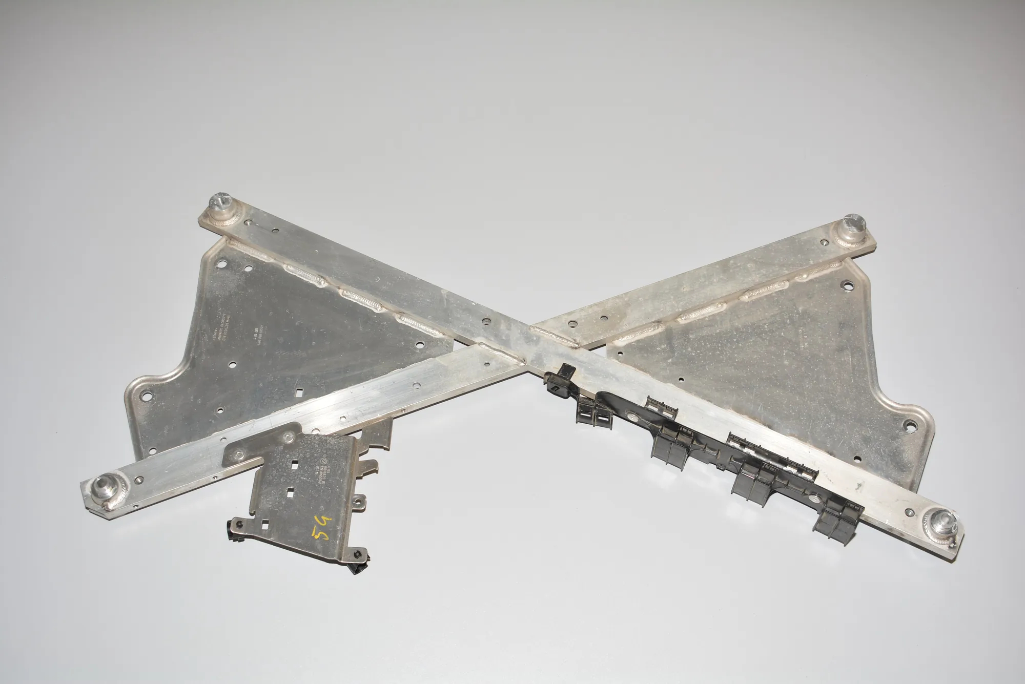 Other Underbody Cover – OEM 6879520 · BMW i3 (I01) Electric 2018
