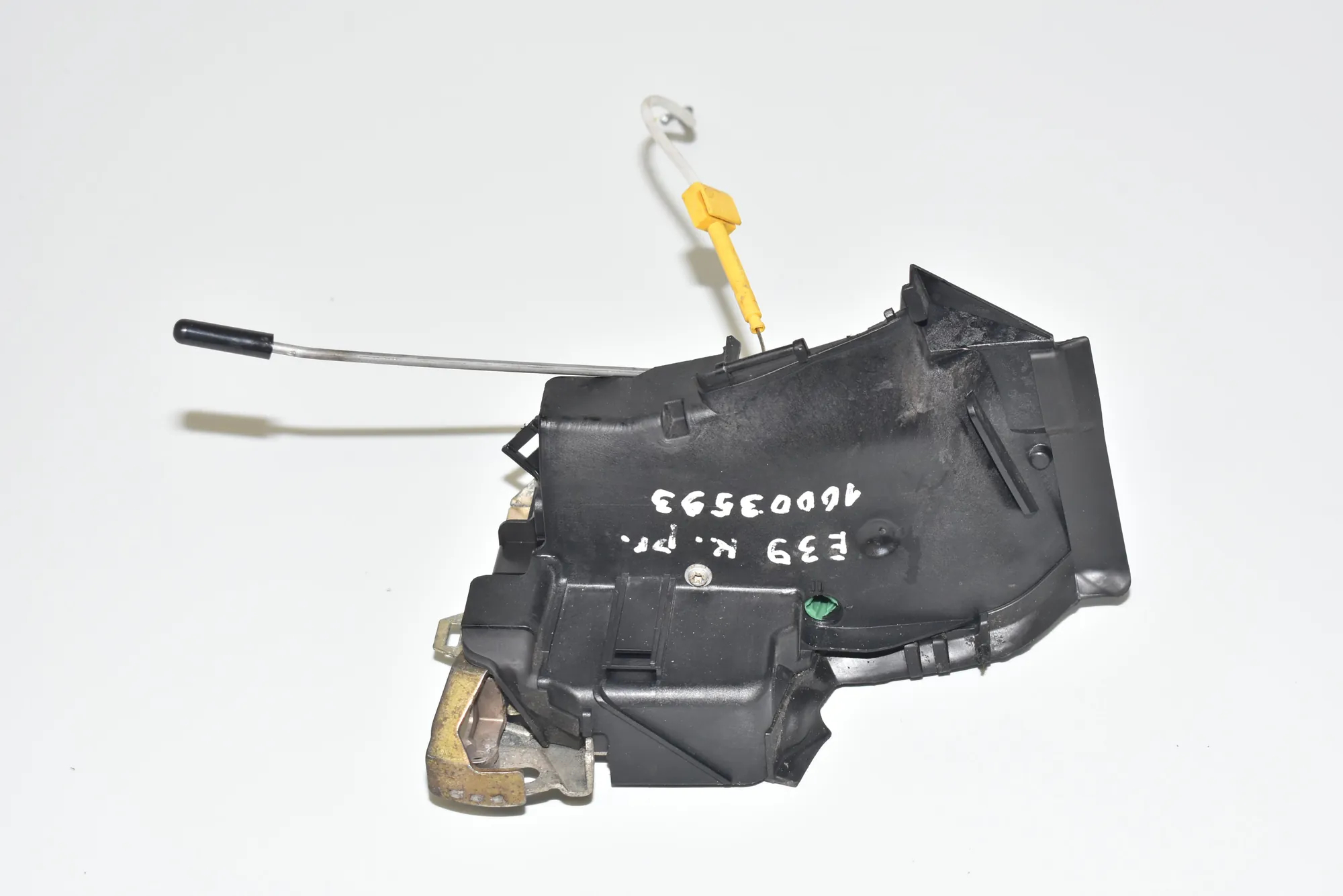 Front Left Door Lock – OEM 8352165 · BMW 5 Touring (E39) 530 d 1999