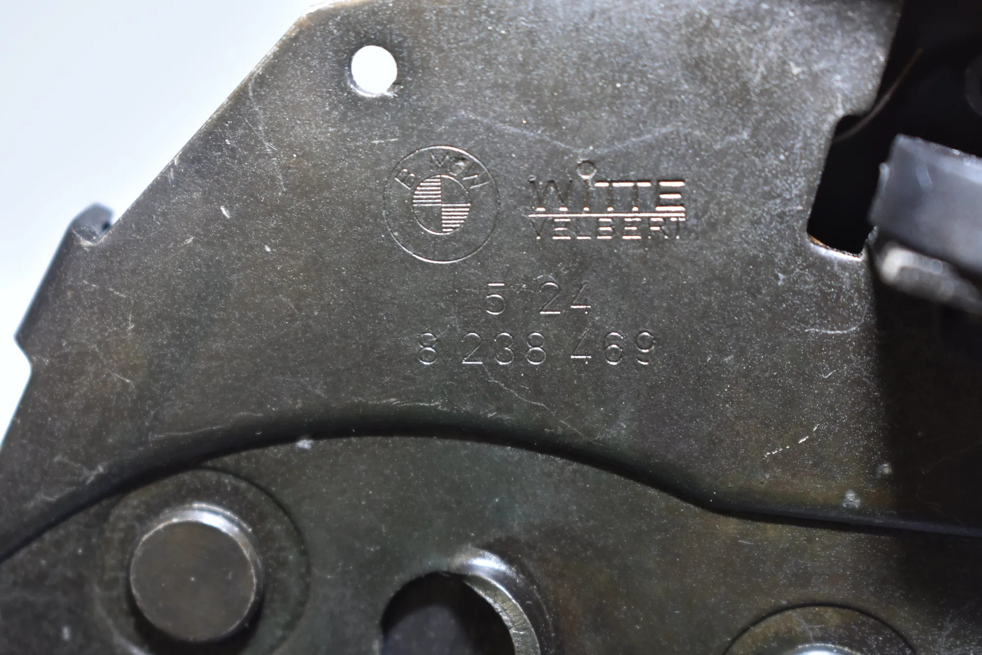 Tailgate Boot Lock – OEM 8384069 · BMW 5 Touring (E39) 530 d 1999 – 5