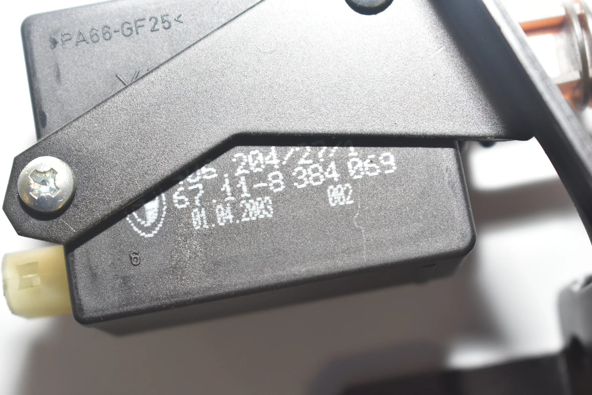 Tailgate Boot Lock – OEM 8384069 · BMW 5 Touring (E39) 530 d 1999 – 4