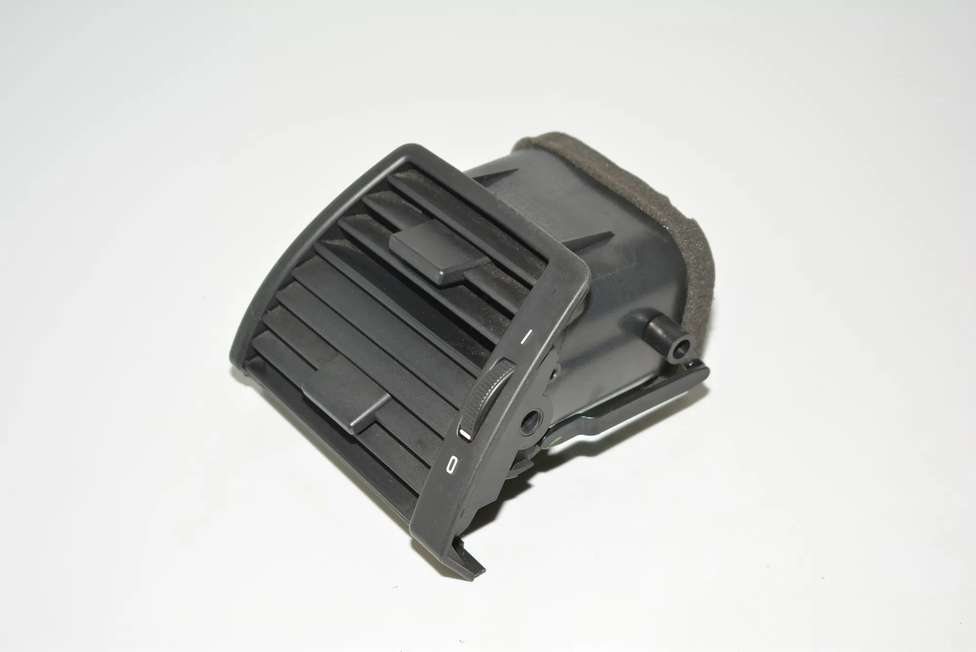 Dashboard Air Vents – OEM 8402215 · BMW X5 (E53) 4.4 i 2004 – 2