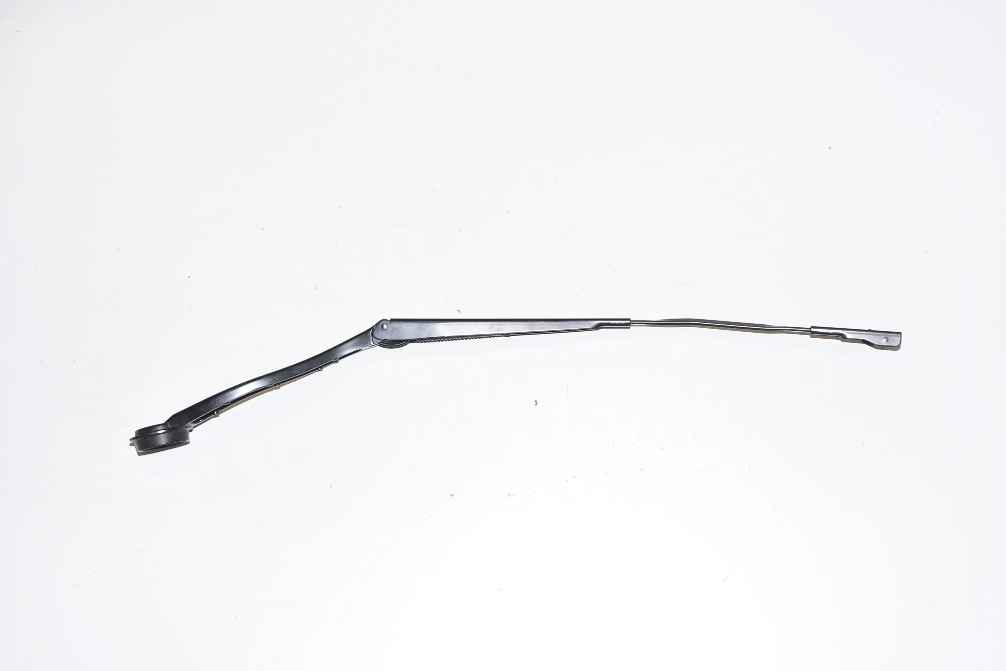 Front Wiper Arms – OEM 7322166 · BMW i3 (I01) BMW i3 (I01) Hybrid 2016 – 3