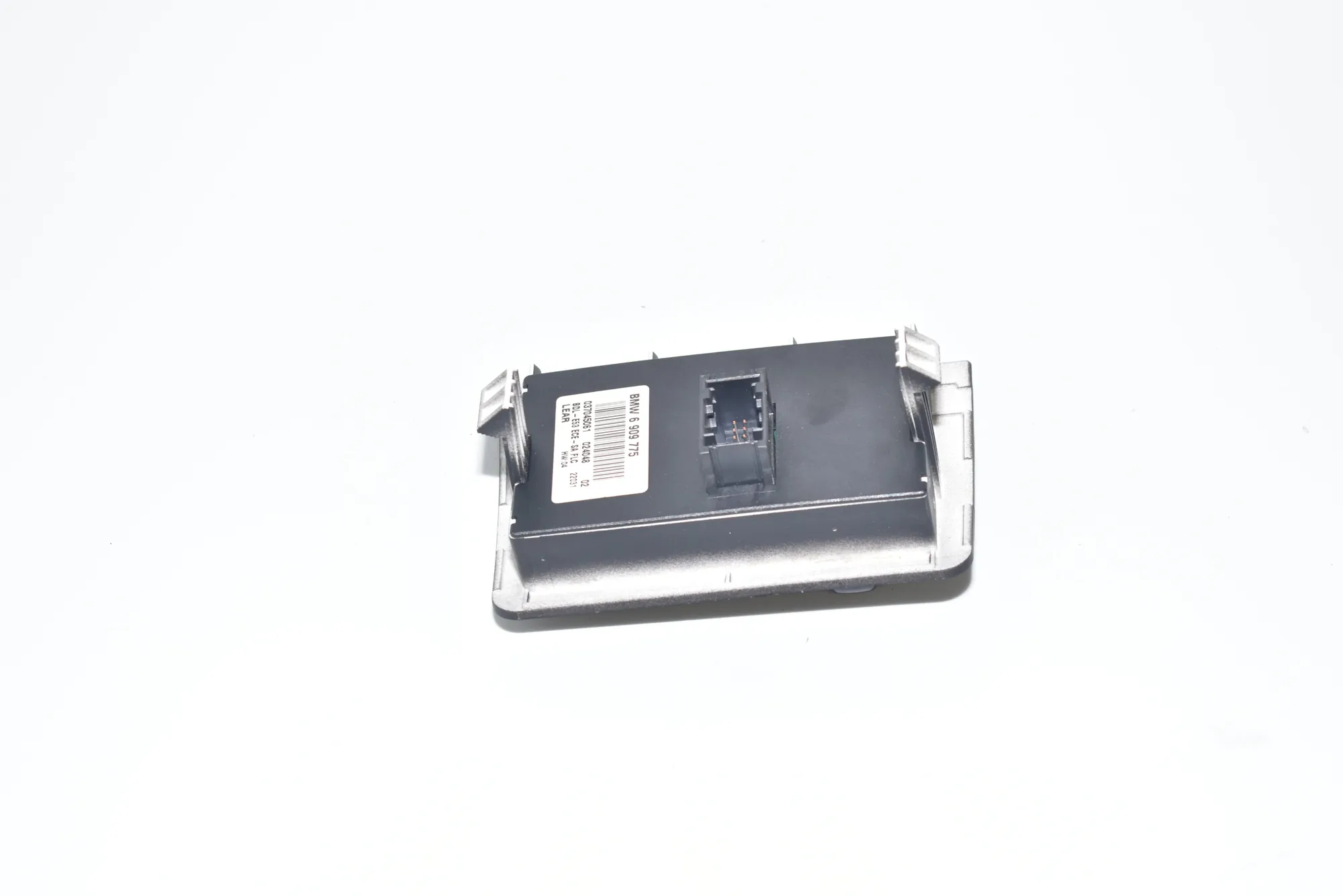 Headlight Switch Control Unit – OEM 6909775 · BMW X5 (E53) 4.6 is 2002 – 4