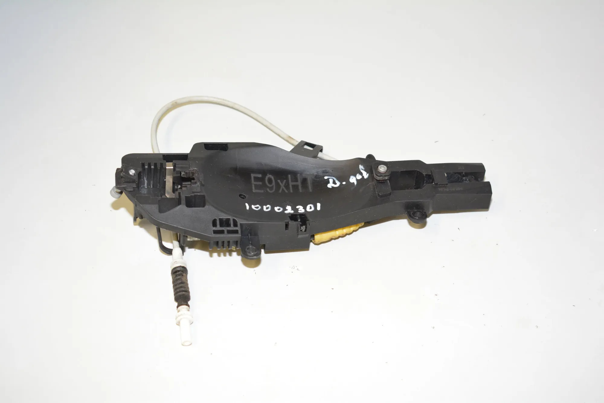 Rear Right Door Interior Handle Frame – OEM 7060299 · BMW 3 (E90) 330 d 2009