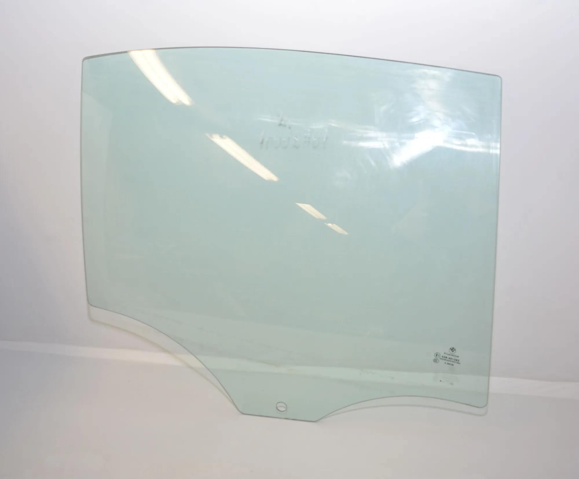 Rear Right Door Window · BMW 3 (E90) 330 d 2009
