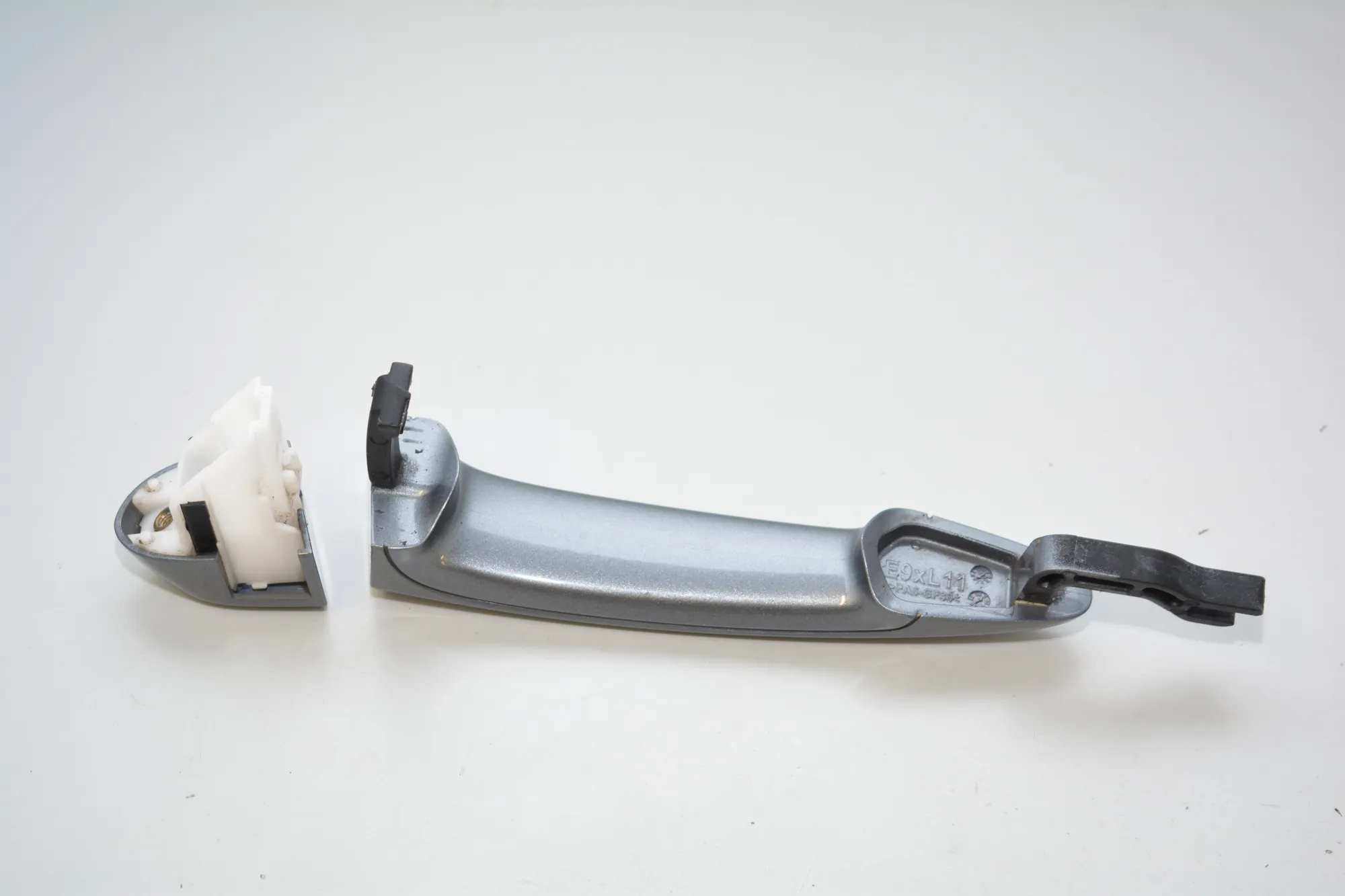 Rear Left Door Exterior Handle · BMW 3 (E90) 330 d 2009 – 4