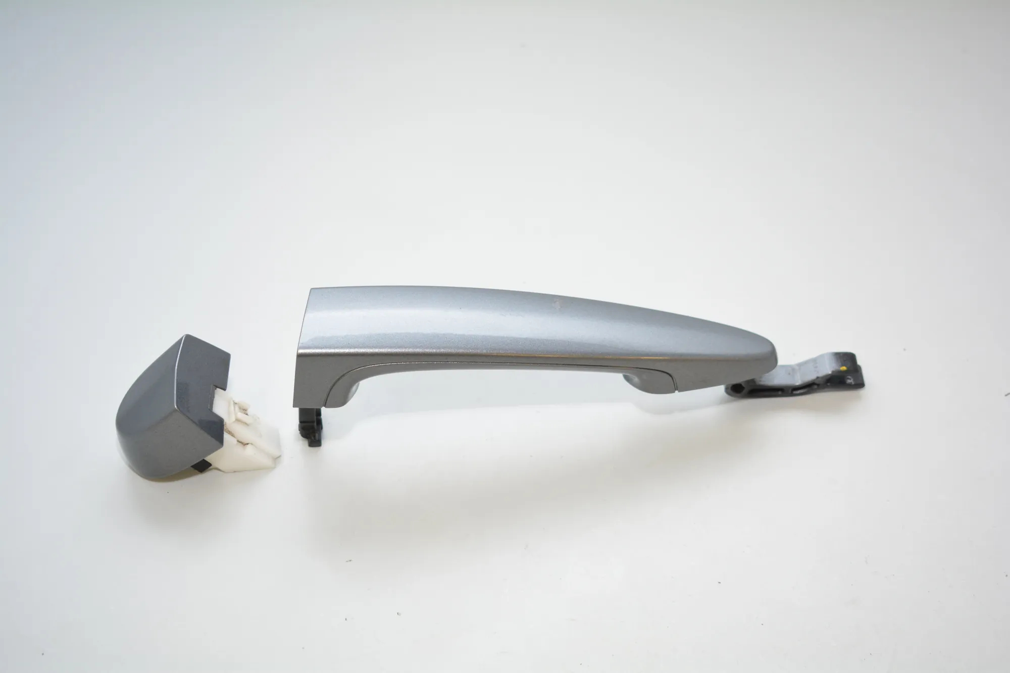Front Left Door Exterior Handle · BMW 3 (E90) 330 d 2009 – 2