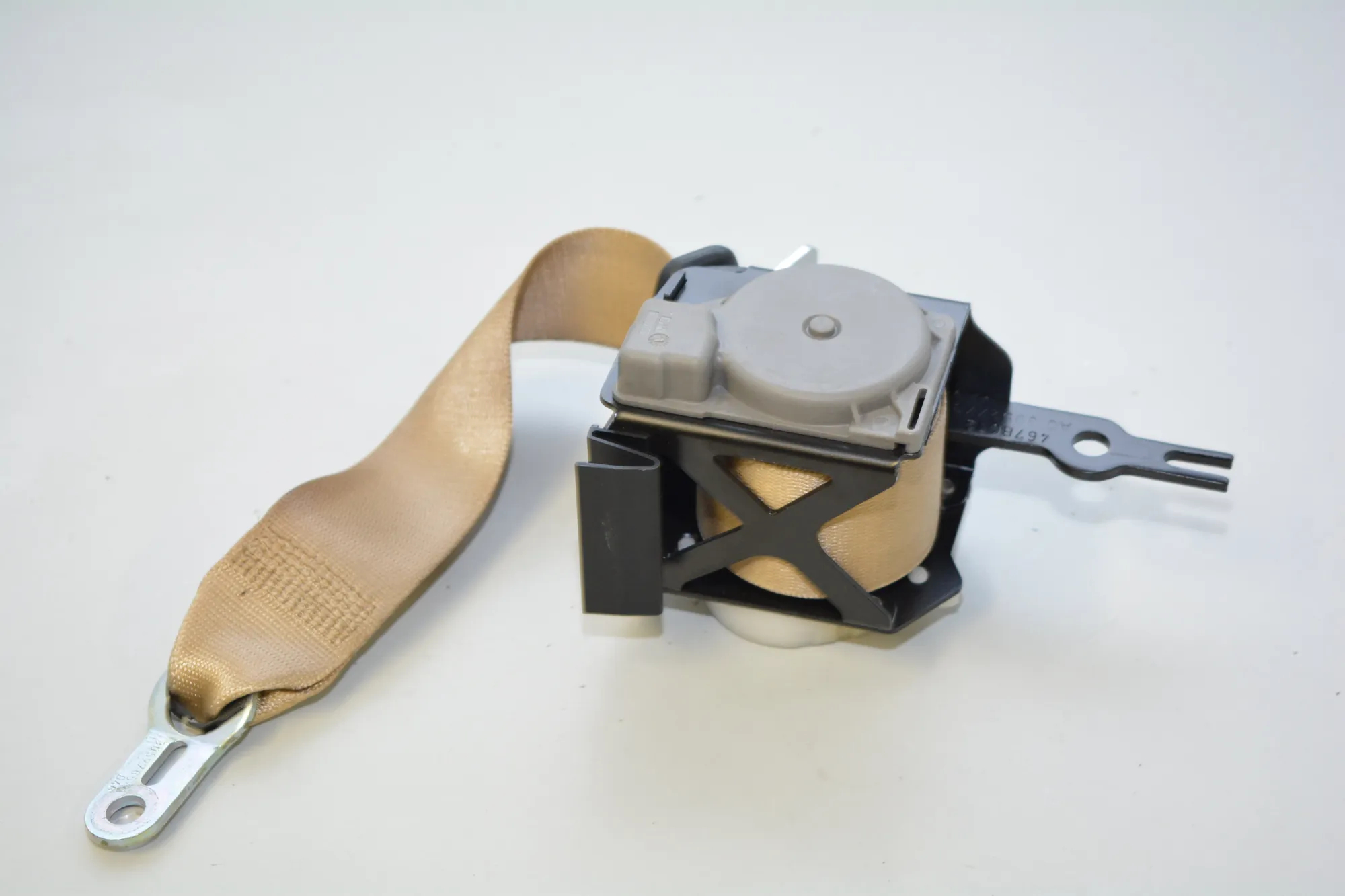 Rear Right Seatbelt – OEM 9160109 · BMW 3 (E90) 330 d 2009 – 2
