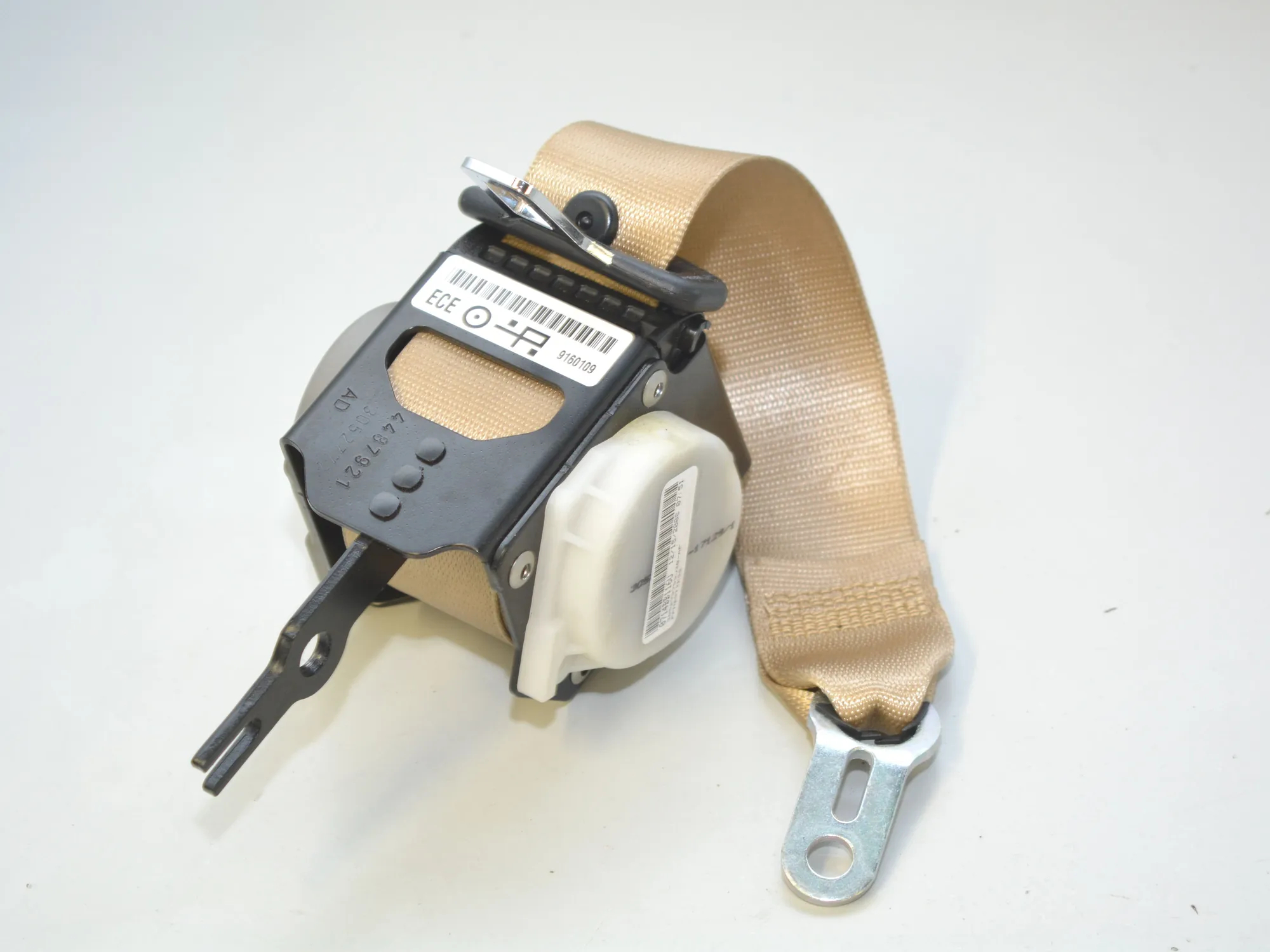 Rear Left Seatbelt – OEM 9160109 · BMW 3 (E90) 330 d 2009 – 5
