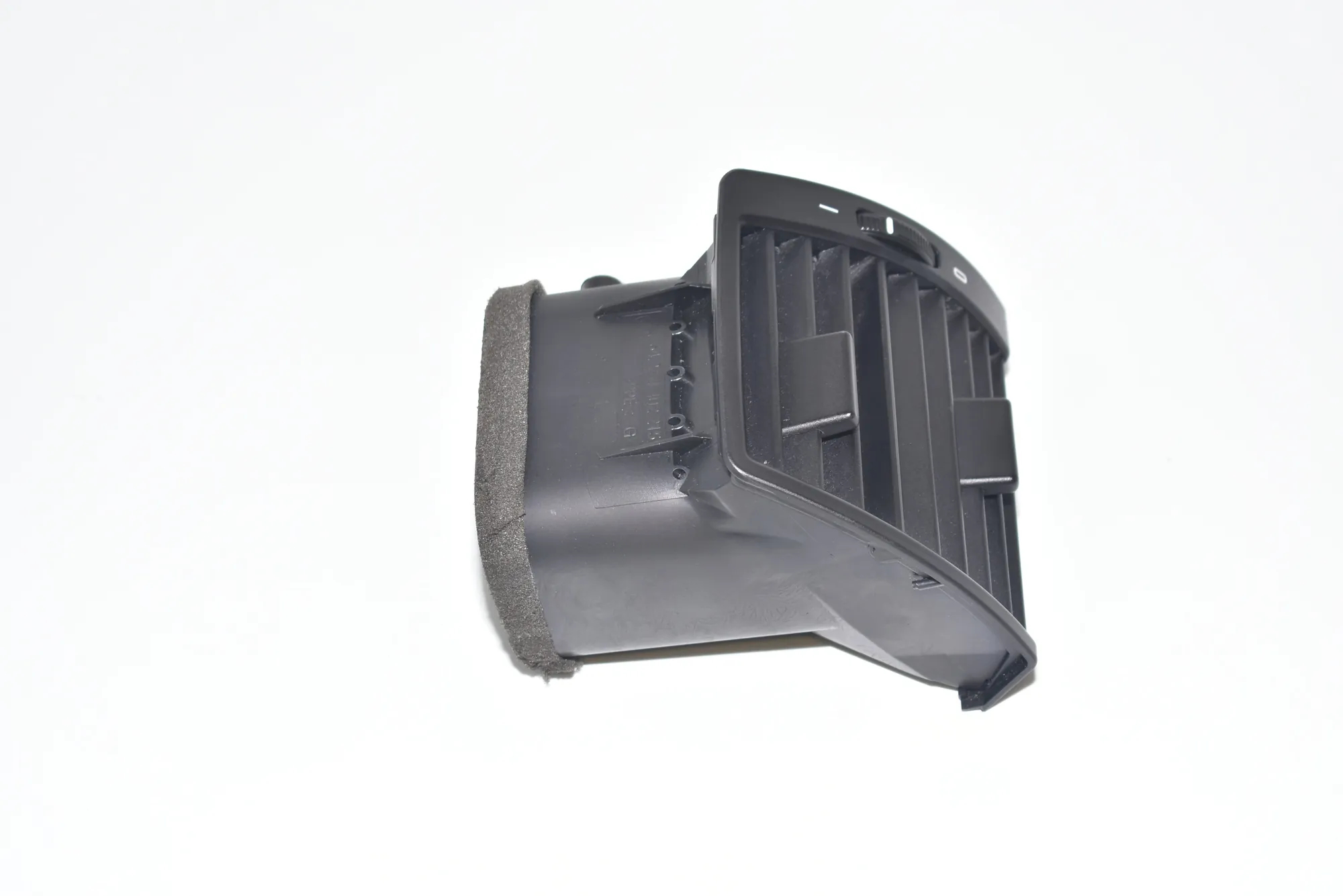 Dashboard Air Vents – OEM 8402215 · BMW X5 (E53) 4.6 is 2002 – 2