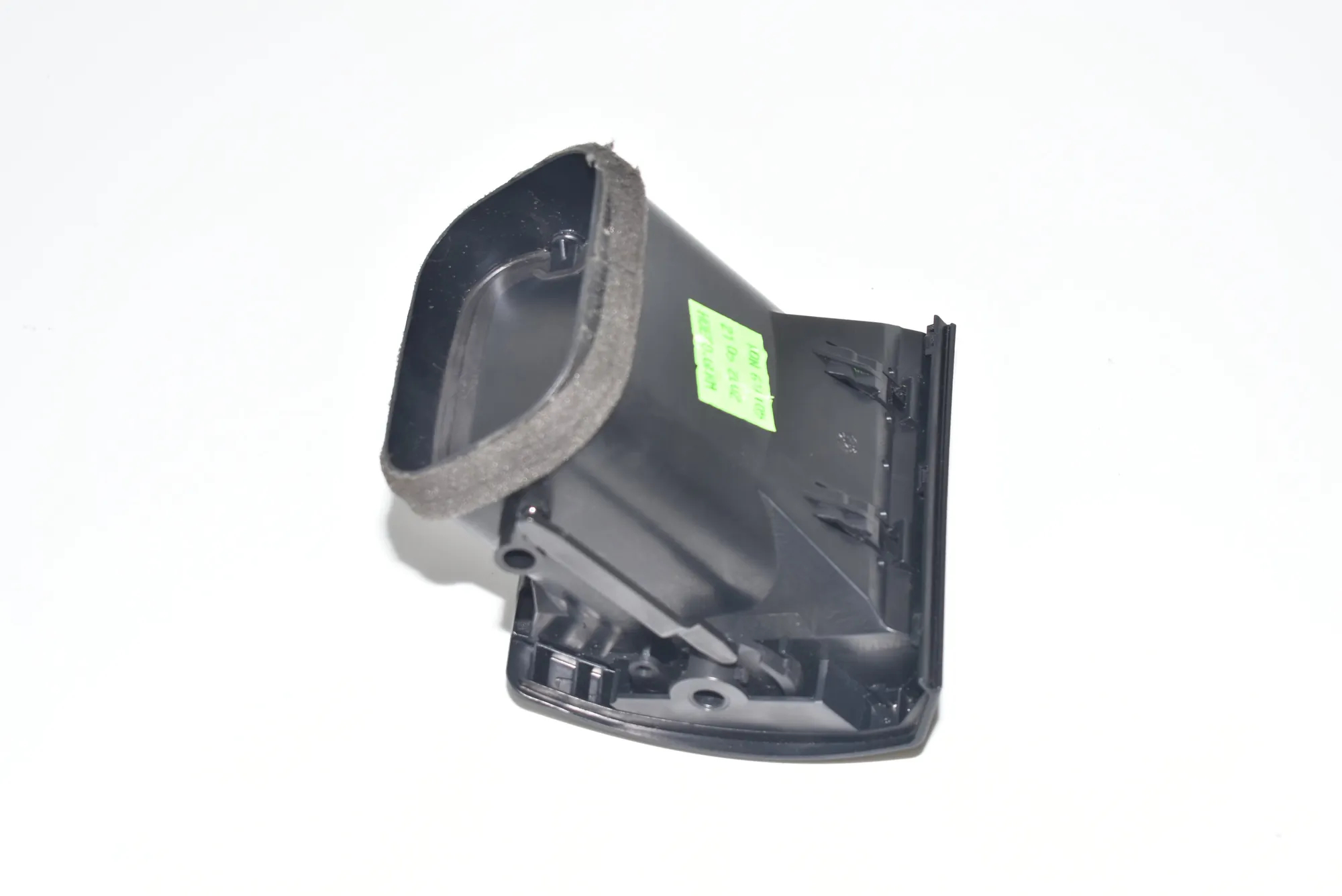 Dashboard Air Vents – OEM 8402215 · BMW X5 (E53) 4.6 is 2002 – 4