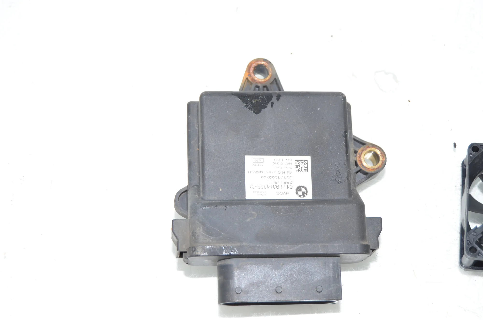 Other Control Units – OEM 9461798 · BMW i3 (I01) s Range Extender 2019 – 3