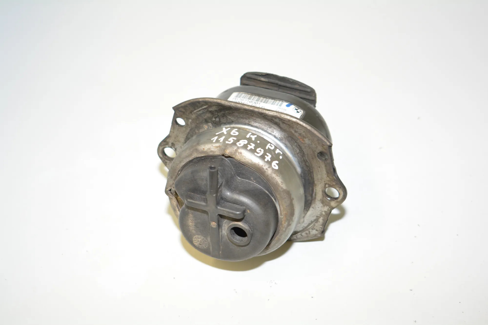 Left Side Engine Mount – OEM 6787103 · BMW X6 (E71, E72) xDrive 35 d 2008 – 3