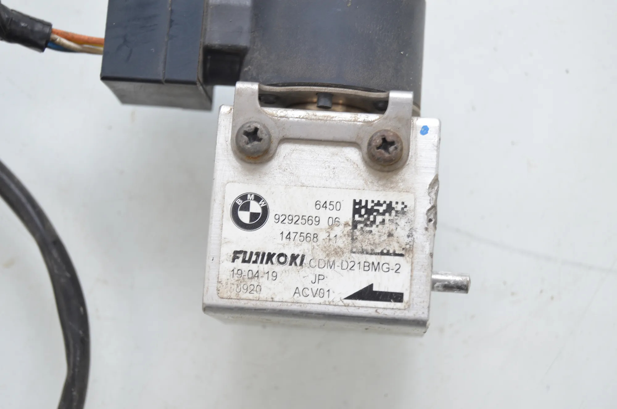 A/C Conditioner Expansion Valve – OEM 9292572 · BMW i3 (I01) s Range Extender 2019 – 8