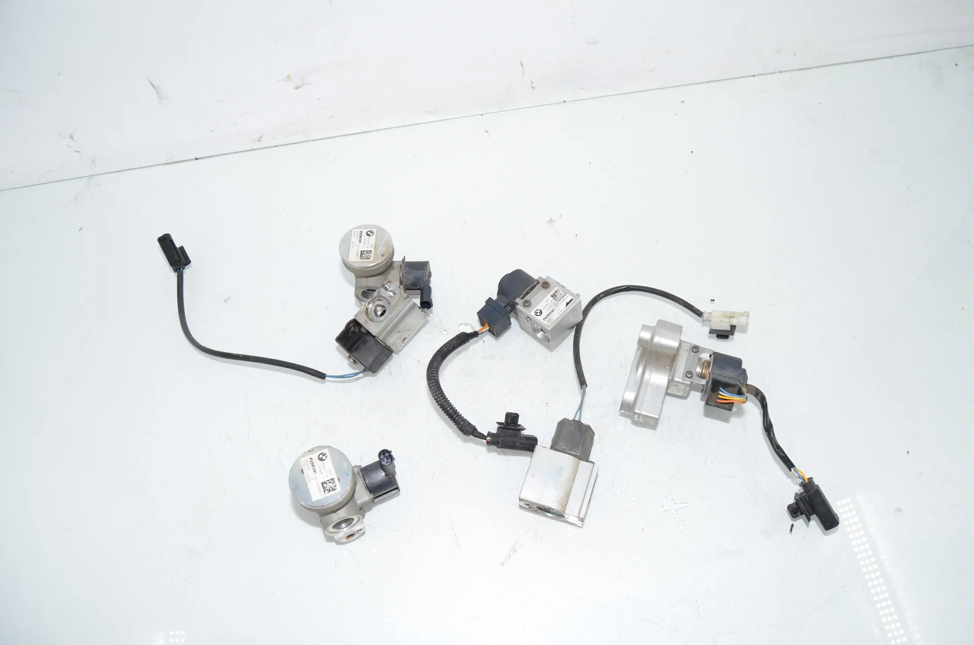 A/C Conditioner Expansion Valve – OEM 9292572 · BMW i3 (I01) s Range Extender 2019 – 4