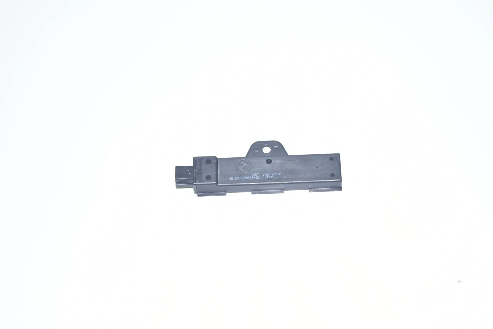 Antenna – OEM 9220832 · BMW i3 (I01) Electric 2019
