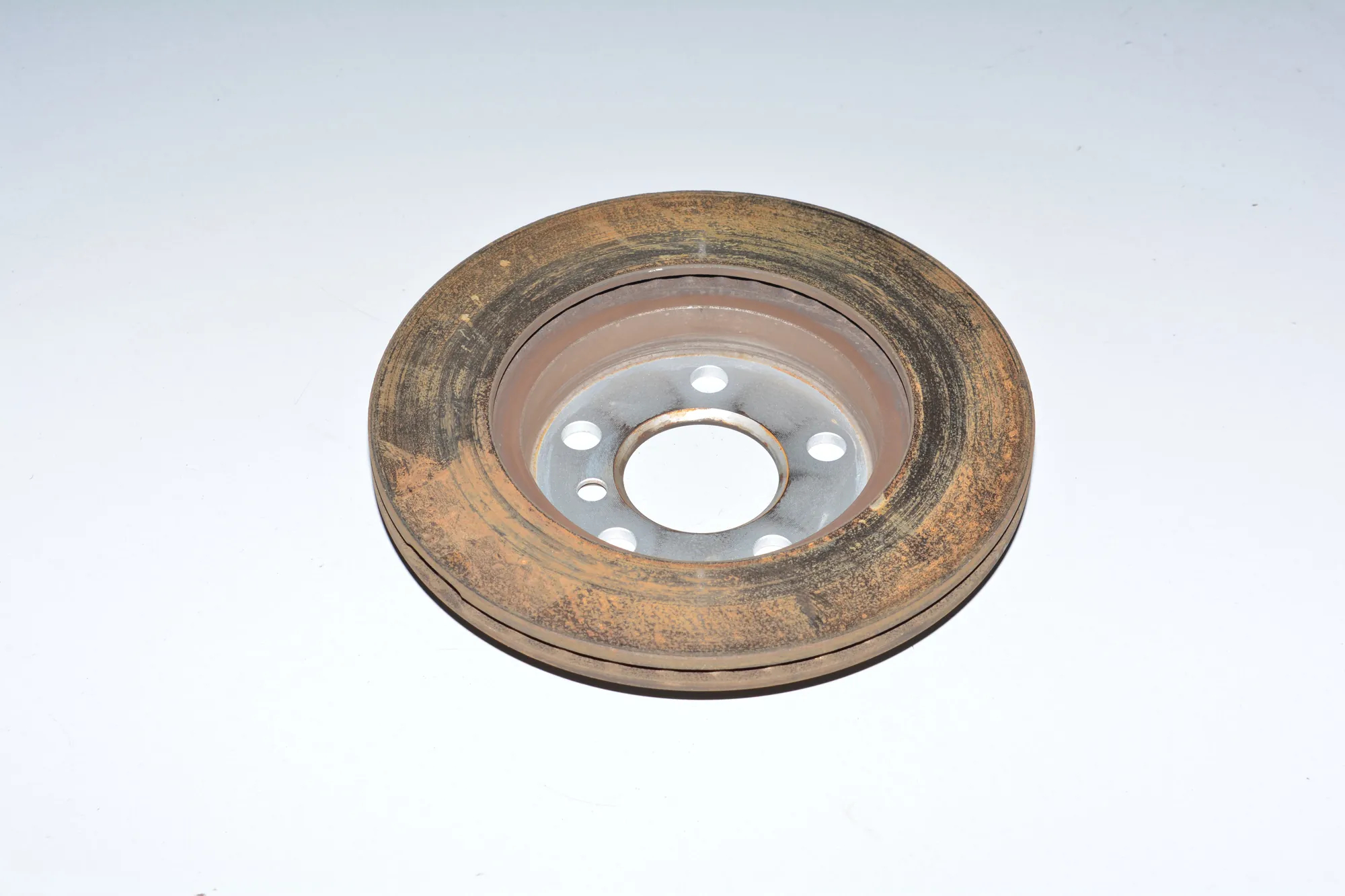 Front Right Brake Disc – OEM 6866293 · BMW i3 (I01) Electric 2018 – 3