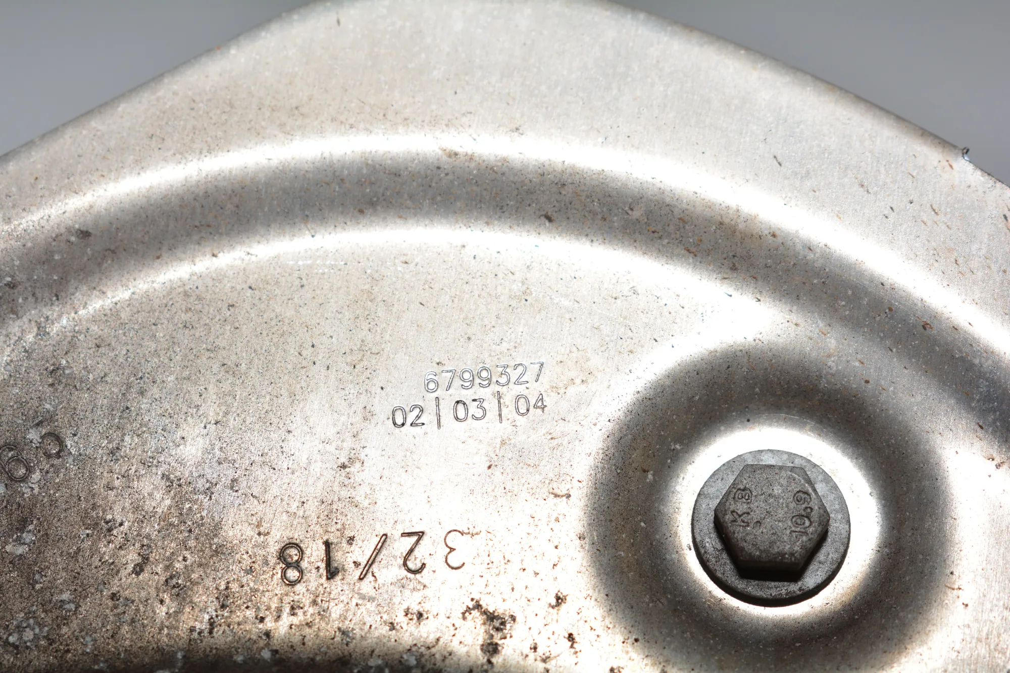Front Left Wheel Hub – OEM 6852159 · BMW i3 (I01) Electric 2018 – 6