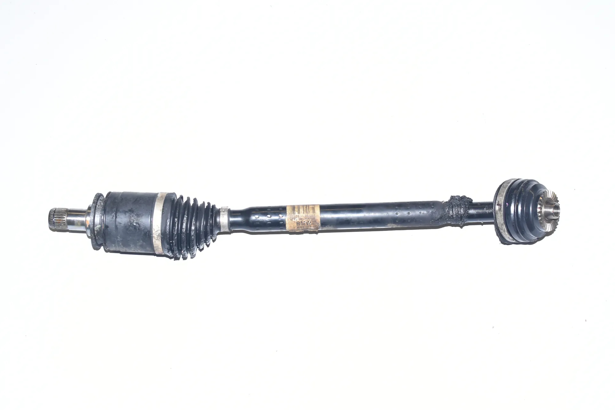 Rear Left Driveshaft – OEM 7641213 · BMW i3 (I01) Hybrid 2018