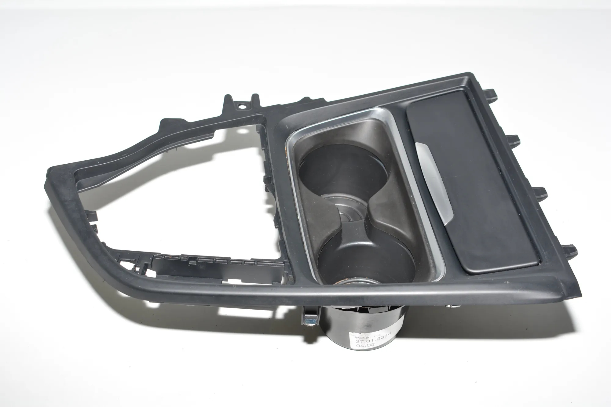 Cup Holder – OEM 9218926 · BMW 3 (F30, F80) BMW 3 (F30, F80) 316 d 2014