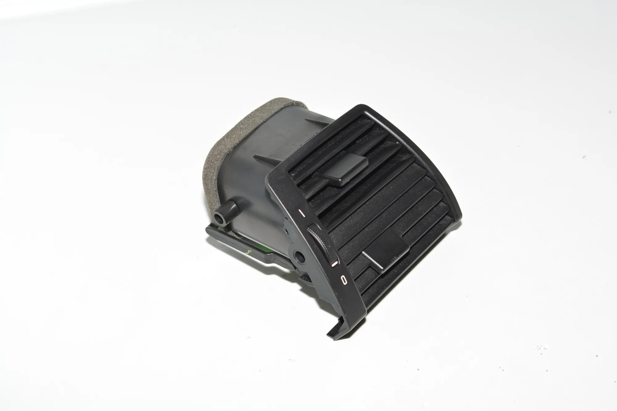 Dashboard Air Vents – OEM 8402216 · BMW X5 (E53) 3.0 d 2005 – 2