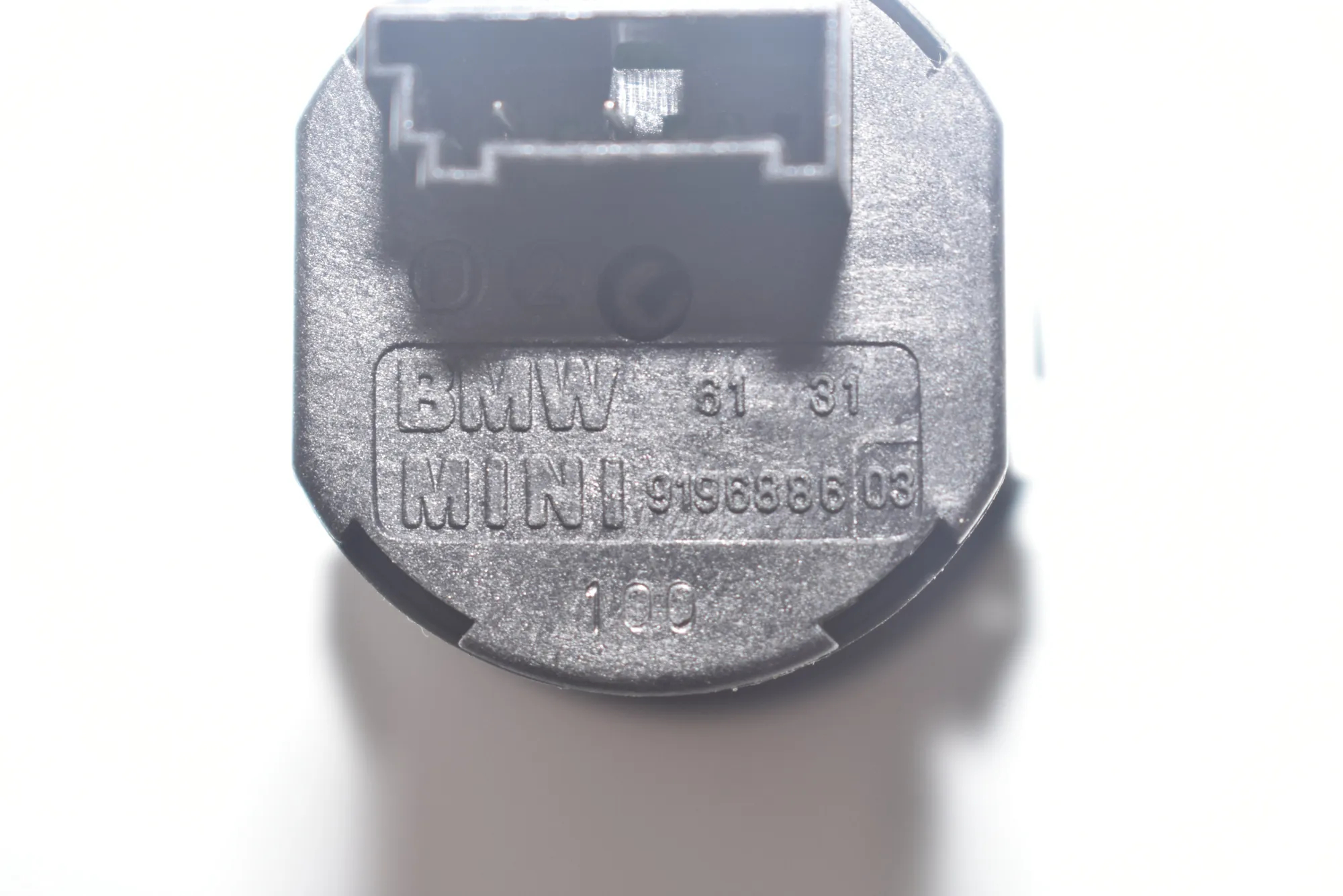 SRS Switch – OEM 9196886 · BMW 3 Coupe (E92) 330 d 2010 – 4