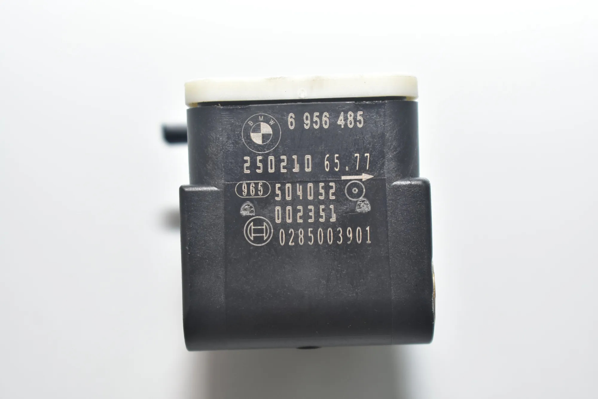 Front Left Impact Sensor – OEM 6956485 · BMW 3 Coupe (E92) 330 d 2010 – 4