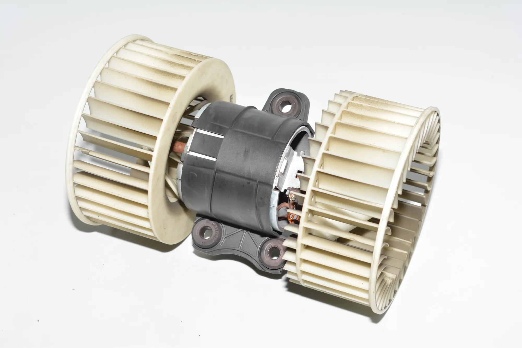 Heater Blower Fan – OEM 8385558 · BMW X5 (E53) 3.0 d 2005