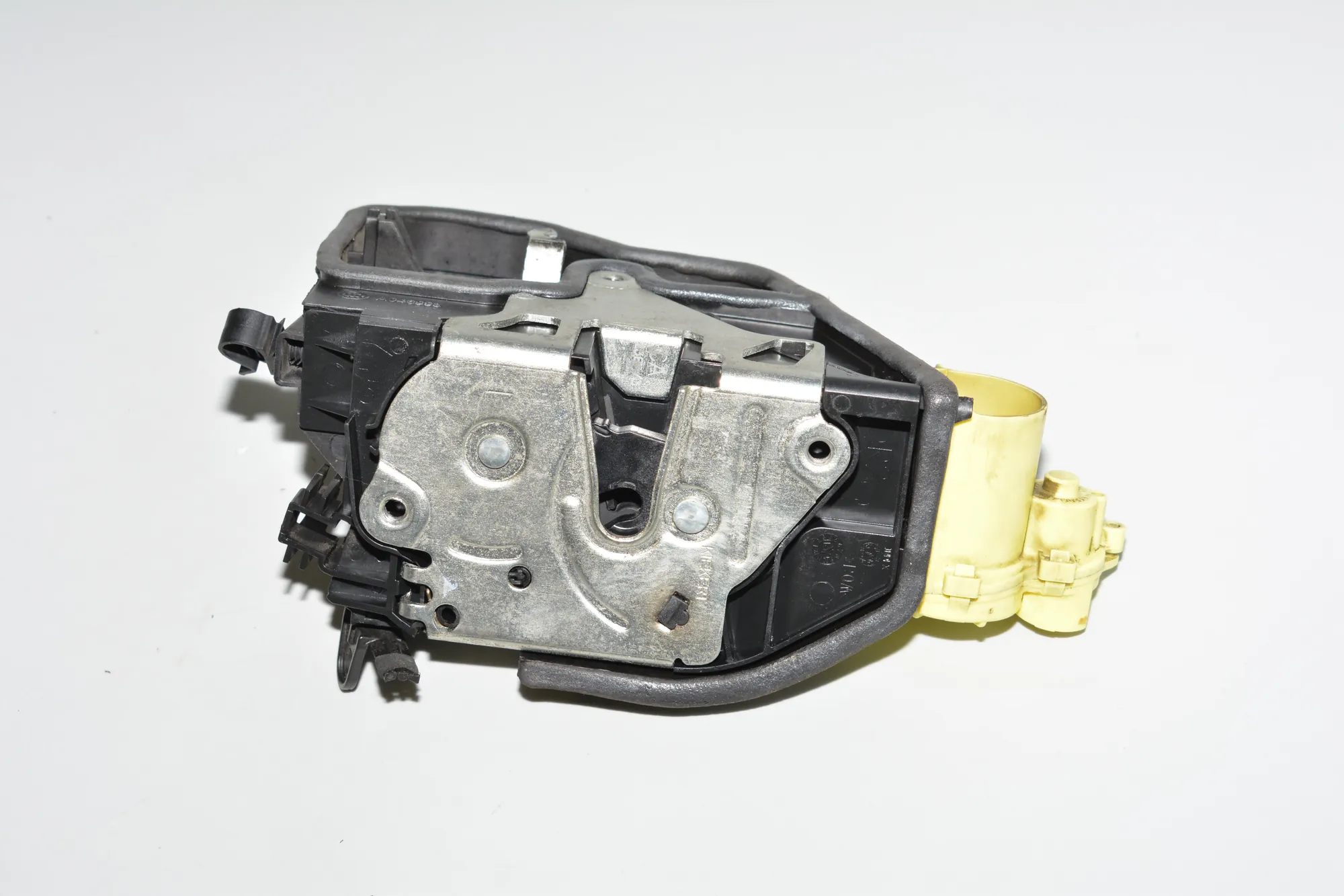 Front Right Door Lock – OEM 7184908 · BMW X6 (E71, E72) xDrive 35 d 2008 – 3
