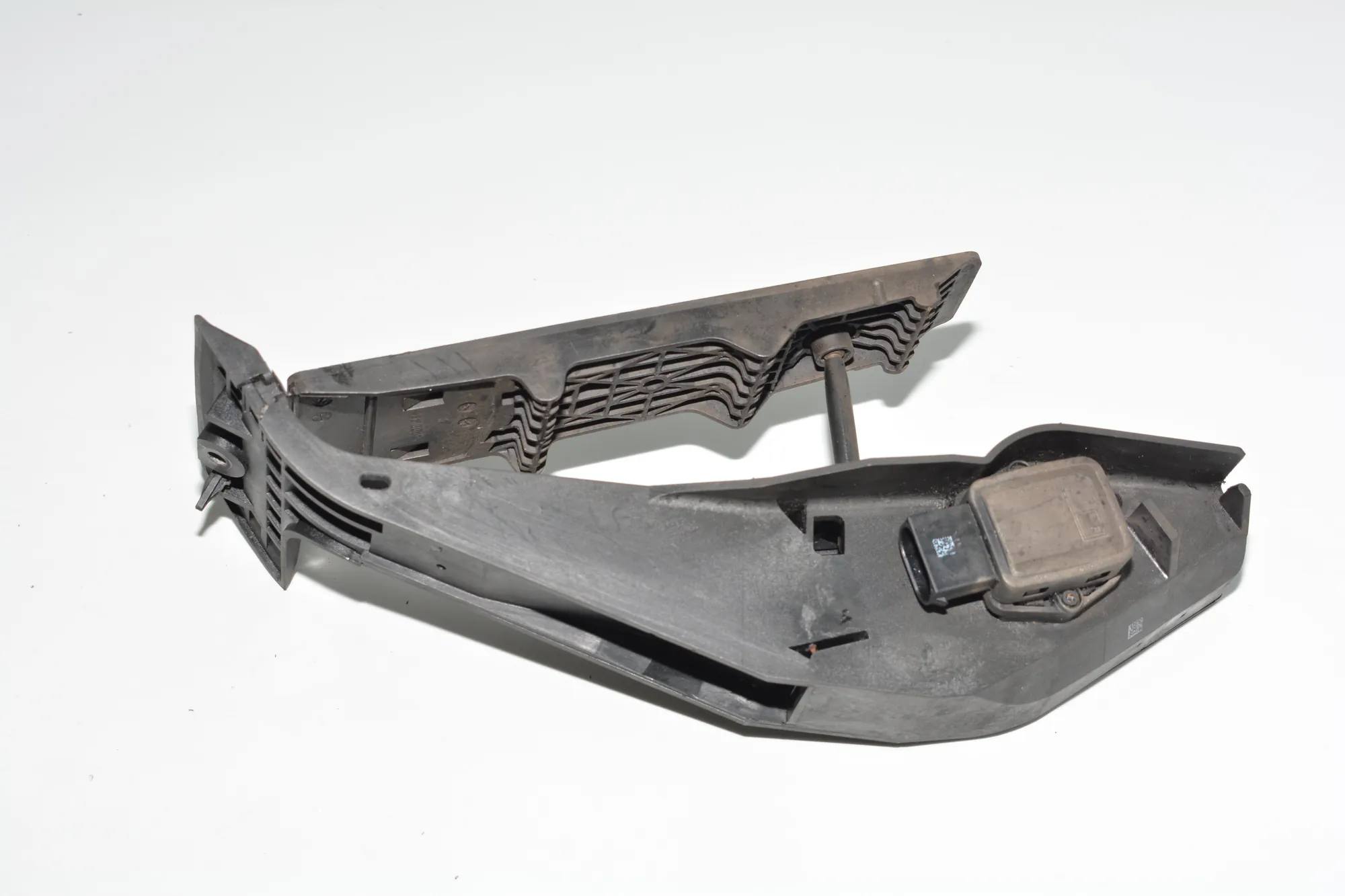 Throttle Pedal – OEM 6772645 · BMW X6 (E71, E72) xDrive 35 d 2008 – 3