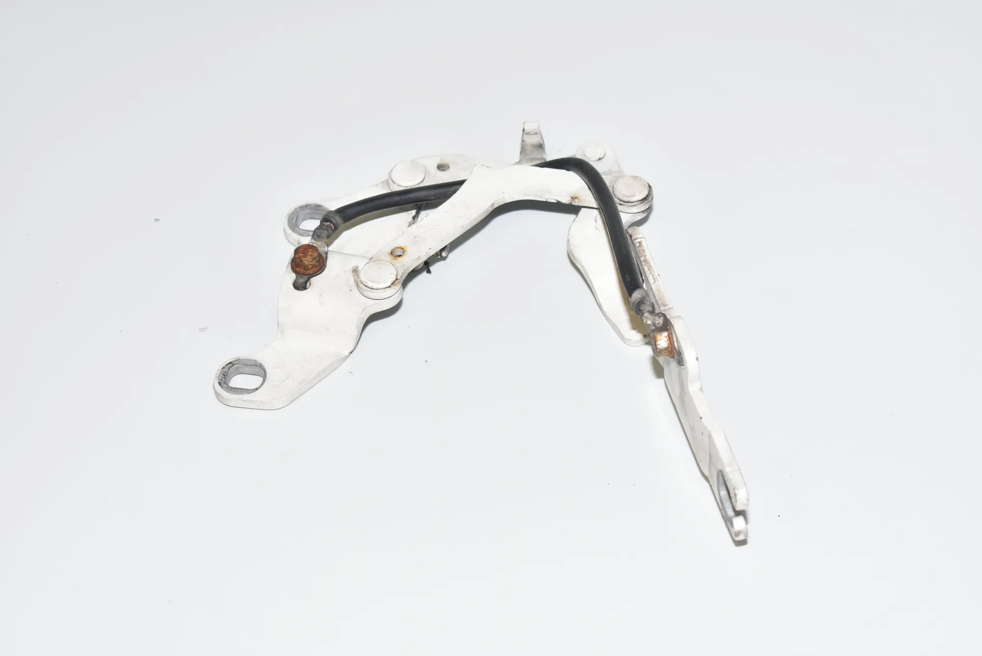 Front Left Bonnet Hinge – OEM 7115263 · BMW 3 Coupe (E92) 330 d 2010 – 2