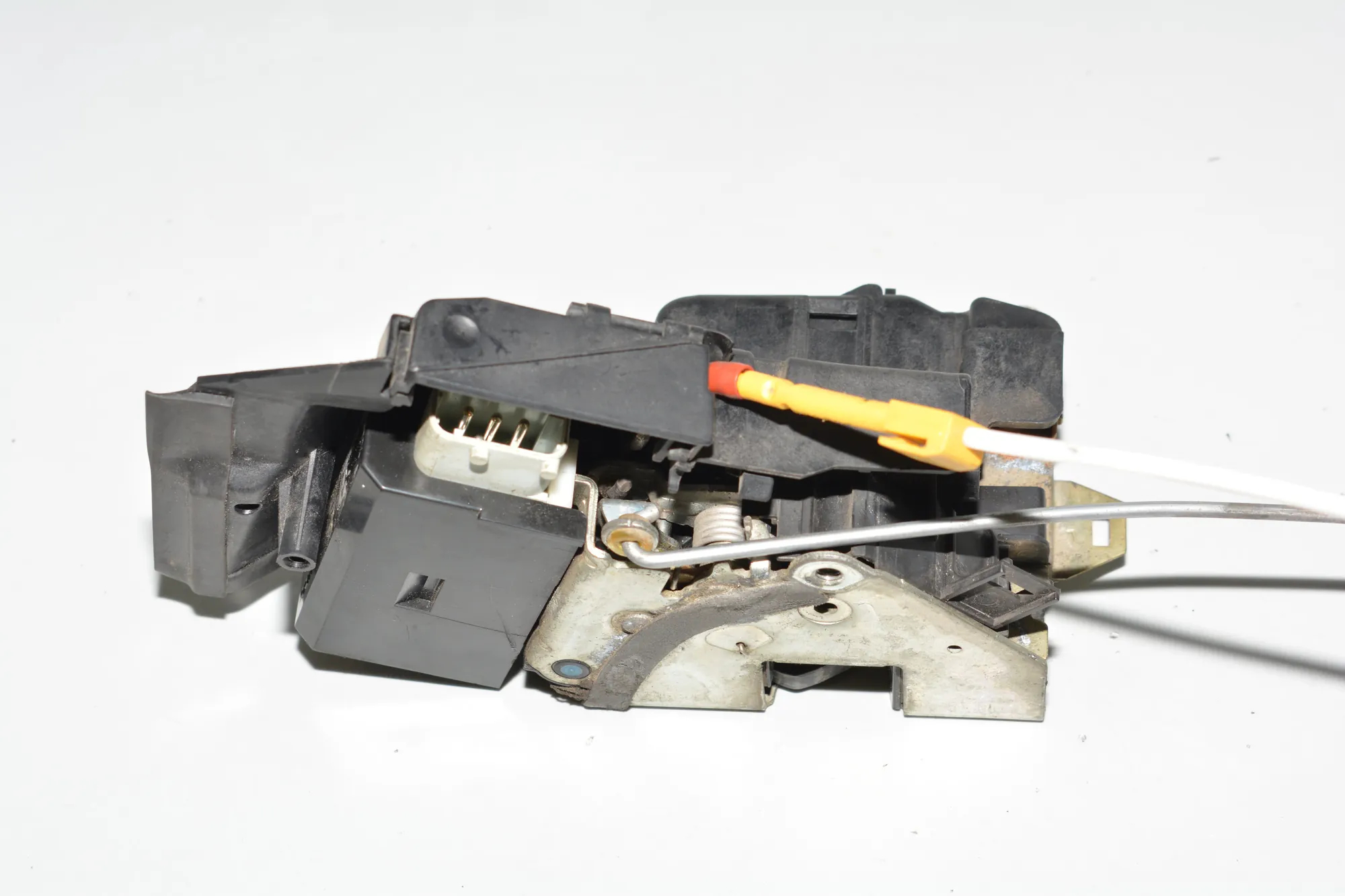 Front Left Door Lock – OEM 8166243 · BMW 5 (E39) 525 d 2001 – 4