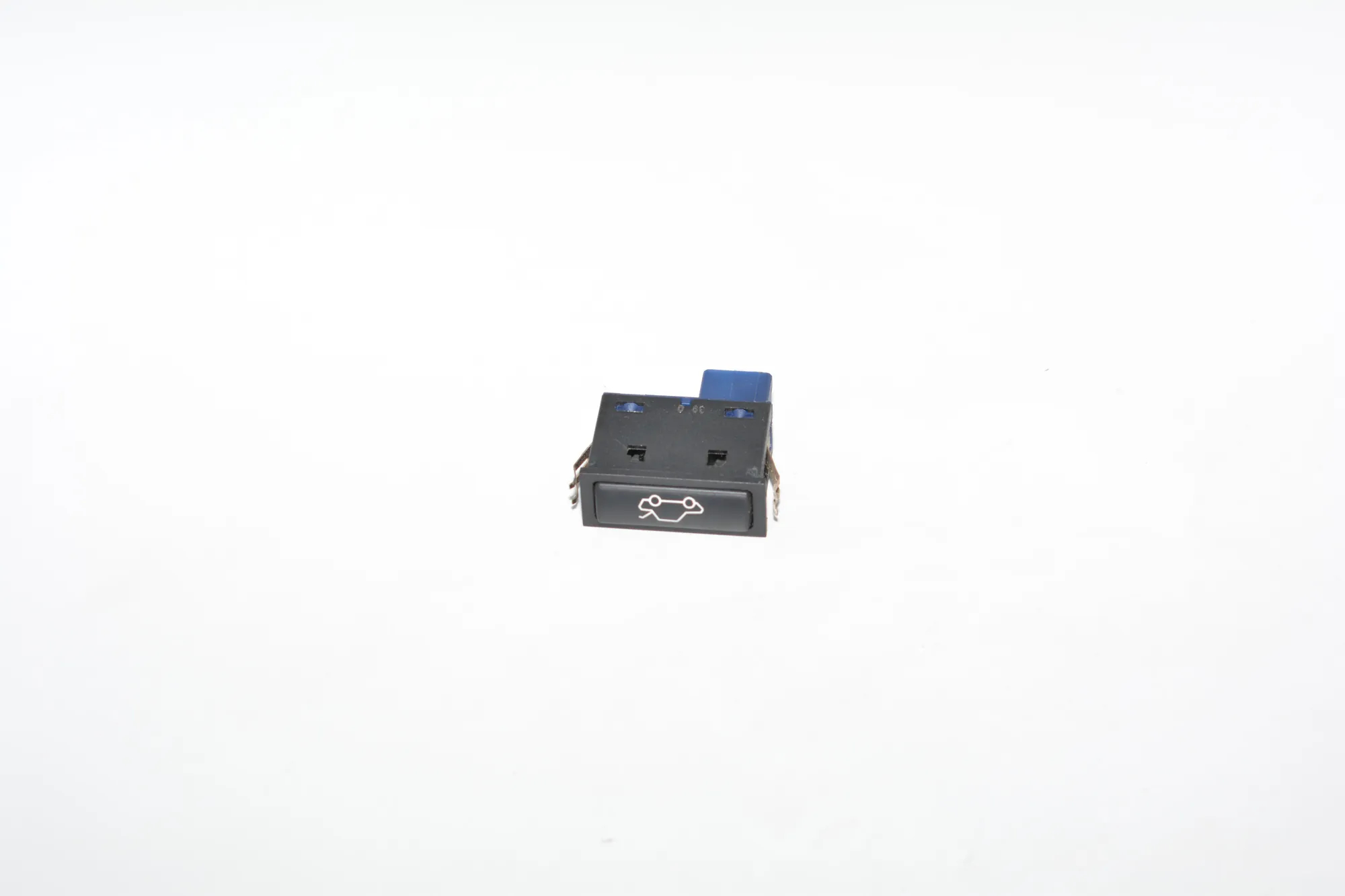 Switches – OEM 8365579 · BMW 5 (E39) 525 d 2001 – 2