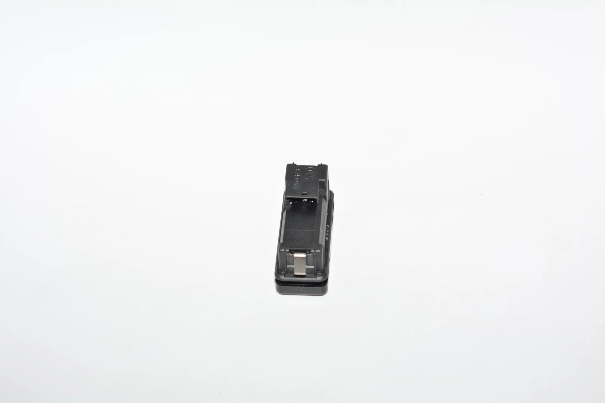 Hazard Button – OEM 8350947 · BMW 5 (E39) 525 d 2001 – 4