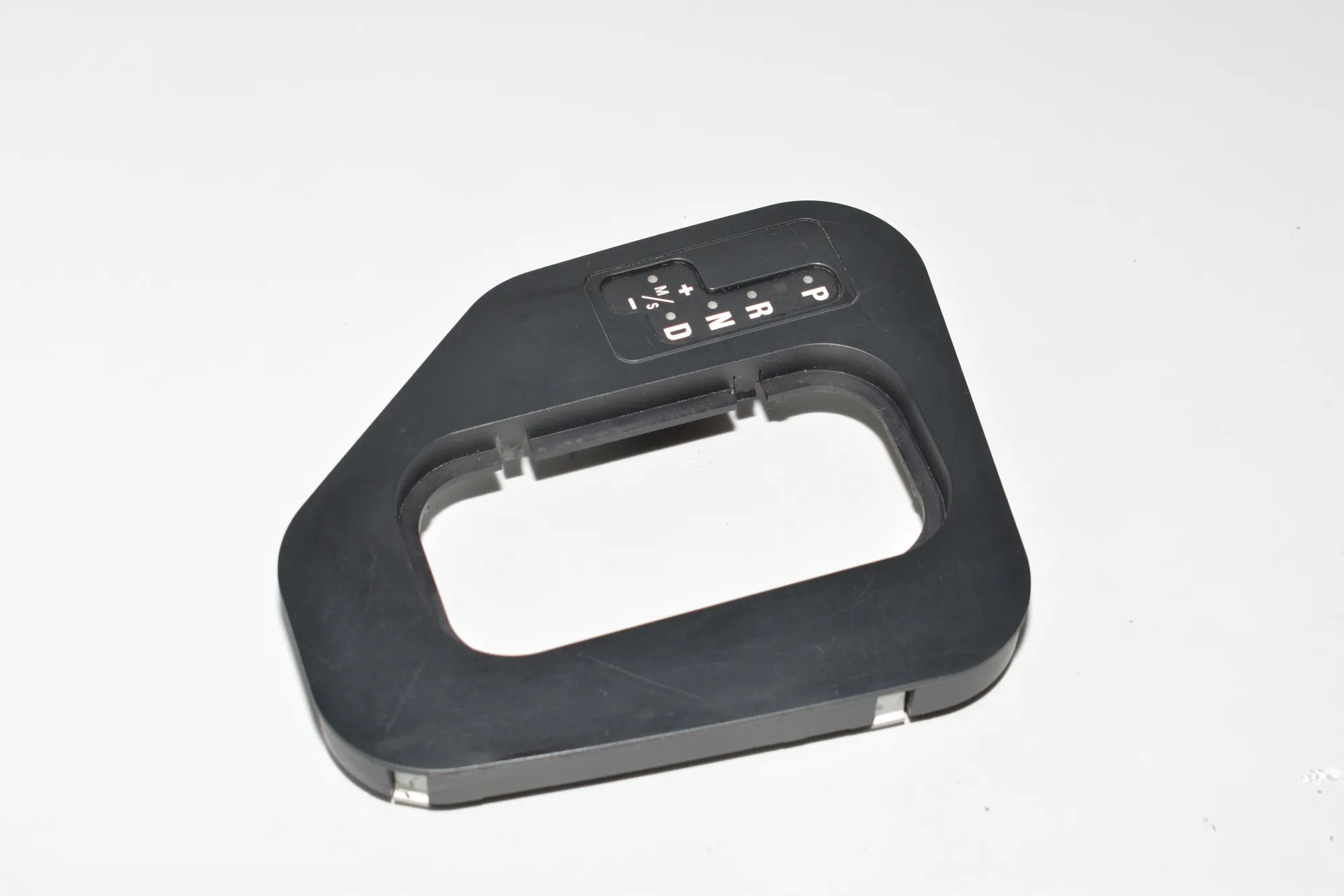 Gear Shifting Level Plastic Trim – OEM 8256275 · BMW 5 (E39) 525 d 2001 – 2
