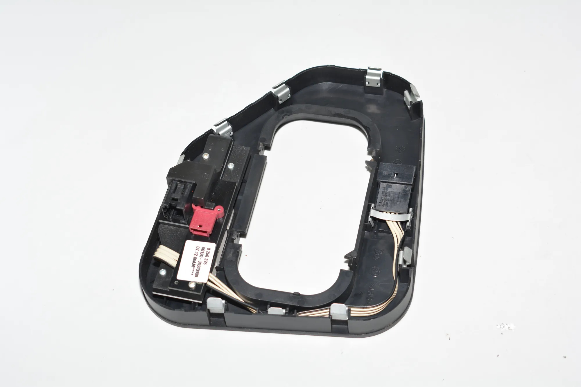 Gear Shifting Level Plastic Trim – OEM 8256275 · BMW 5 (E39) 525 d 2001 – 5