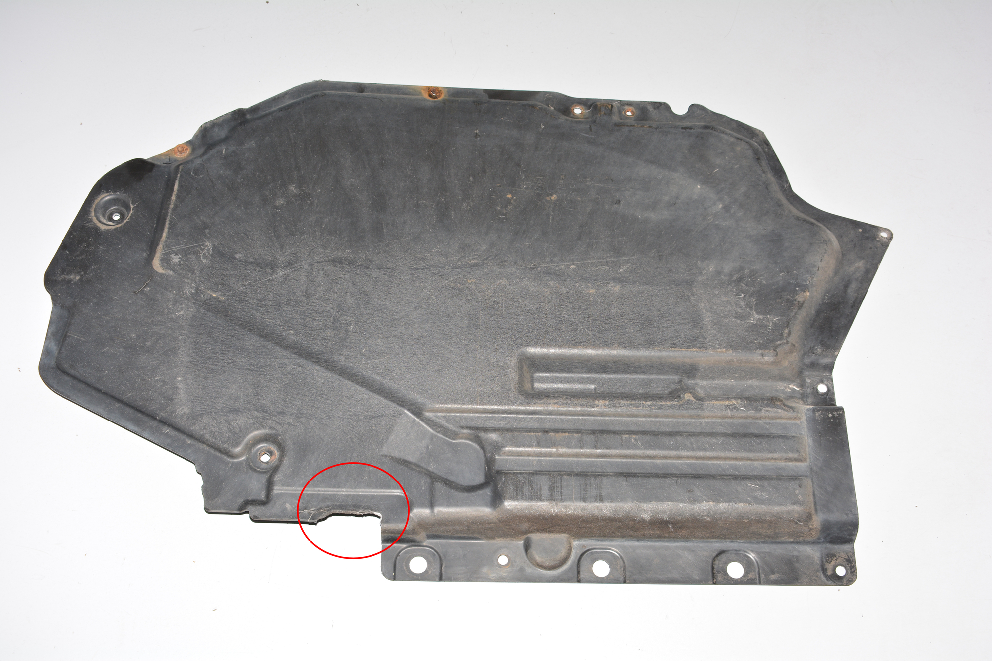 Rear Left Underbody Cover – OEM 7158405 · BMW X6 (E71, E72) xDrive 35 d 2008 – 3