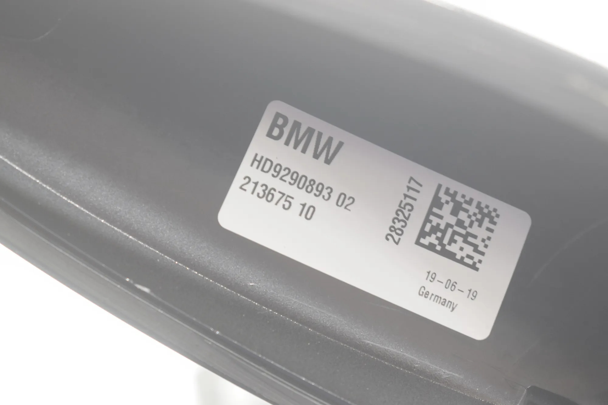 Antenna Trim – OEM 9290893 · BMW i3 (I01) s Range Extender 2019 – 4