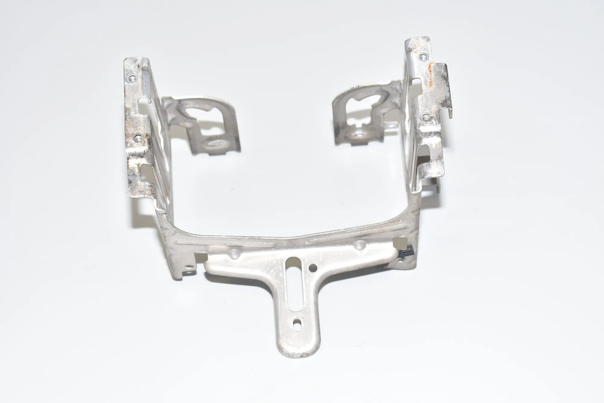 Other Body Parts – OEM 9251523 · BMW i3 (I01) Hybrid 2018