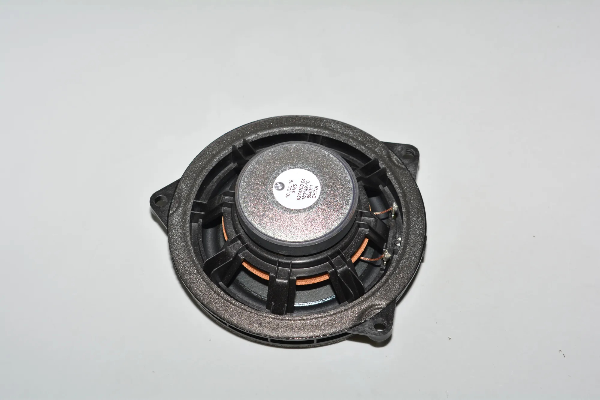 Front Right Door Speaker – OEM 9274700 · BMW i3 (I01) Hybrid 2018 – 4