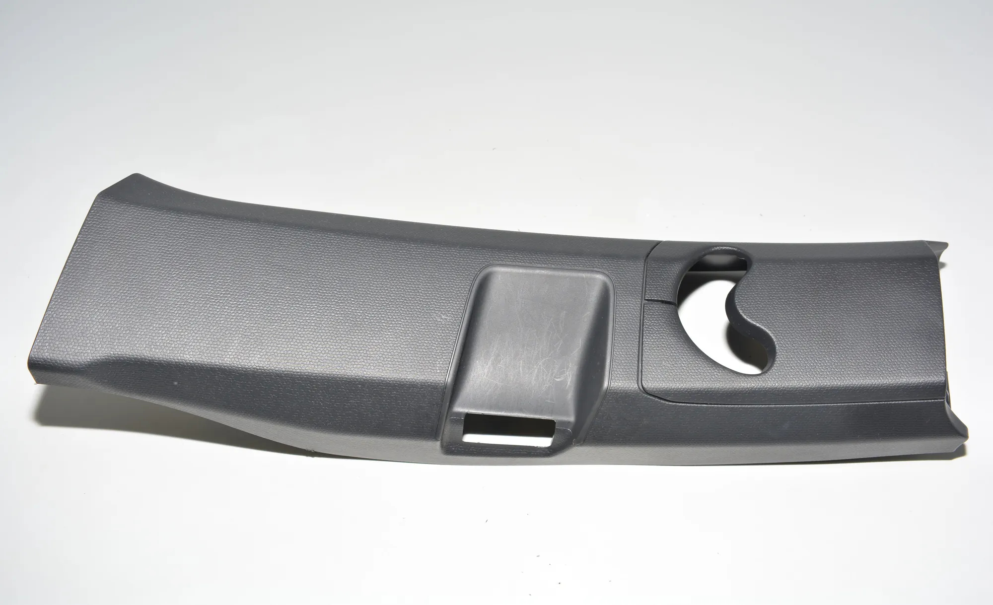 B Pillar Trim – OEM 7287935 · BMW i3 (I01) Hybrid 2018