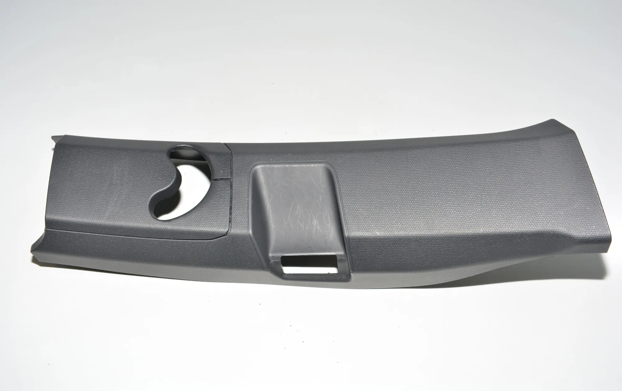 Right Side B Pillar Trim – OEM 7287936 · BMW i3 (I01) Hybrid 2018