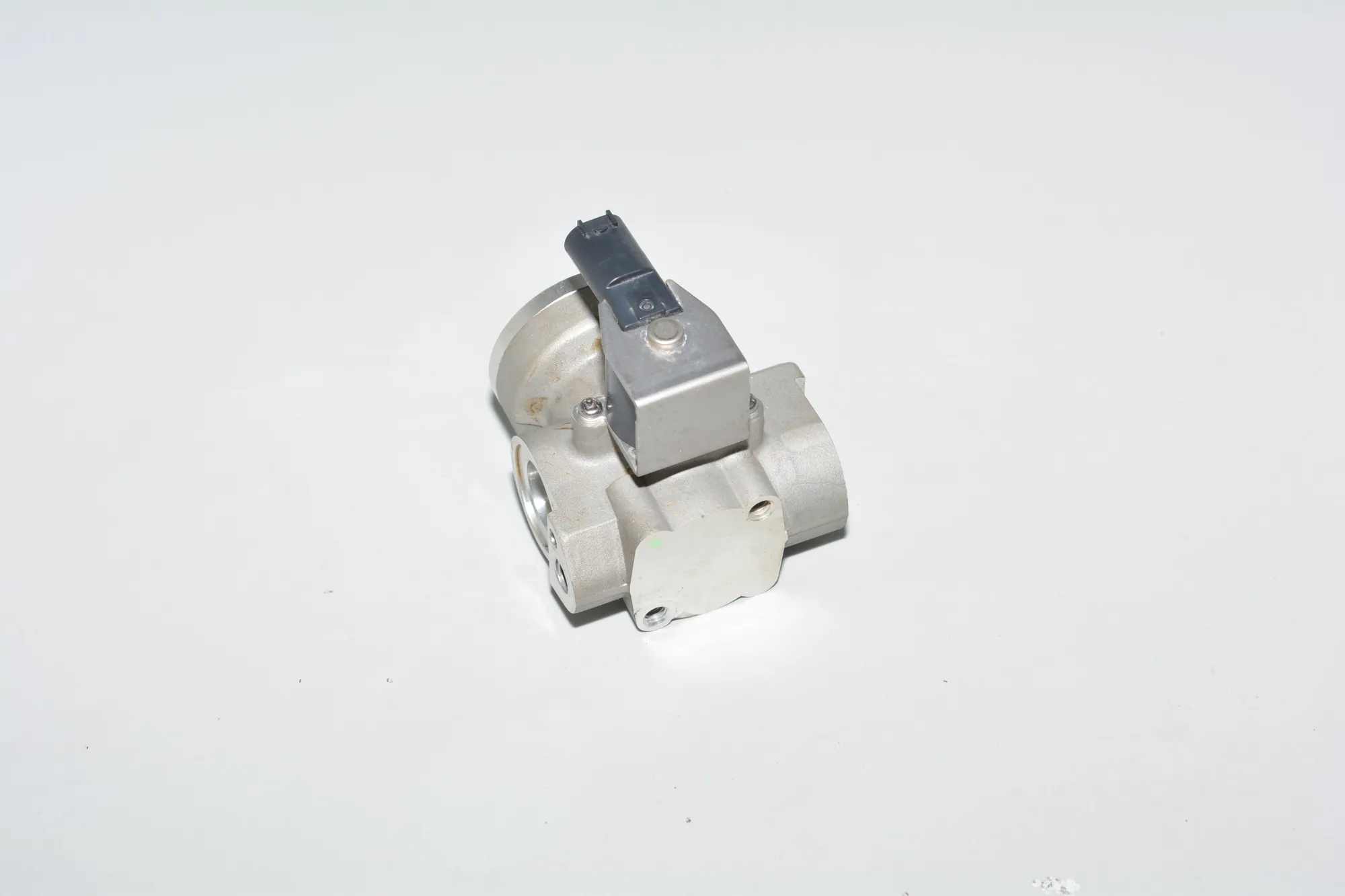 Other Control Units – OEM 9292572 · BMW i3 (I01) Hybrid 2018 – 4