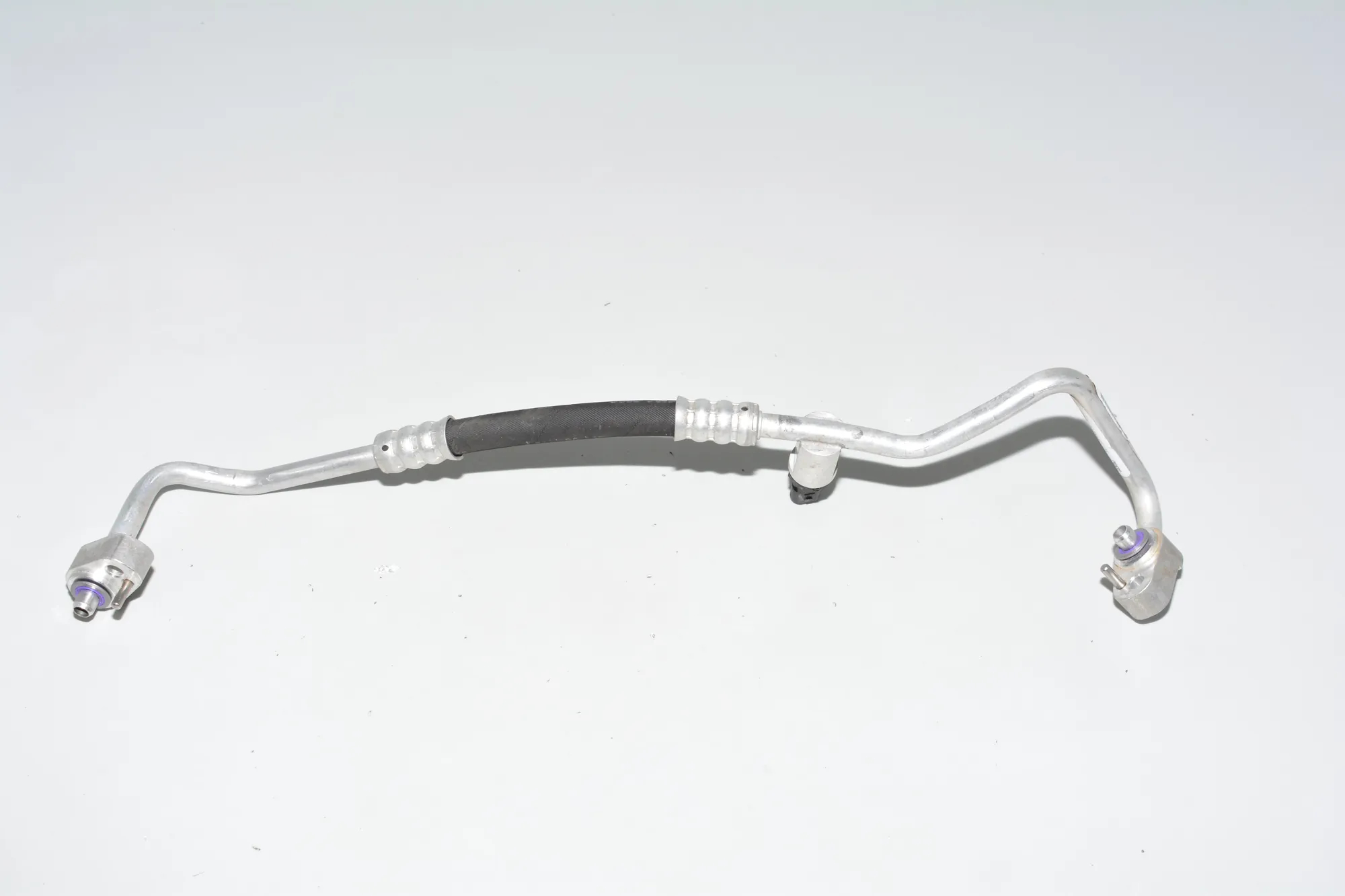 A/C Air Con Hose Pipe – OEM 9291157 · BMW i3 (I01) Hybrid 2018 – 3