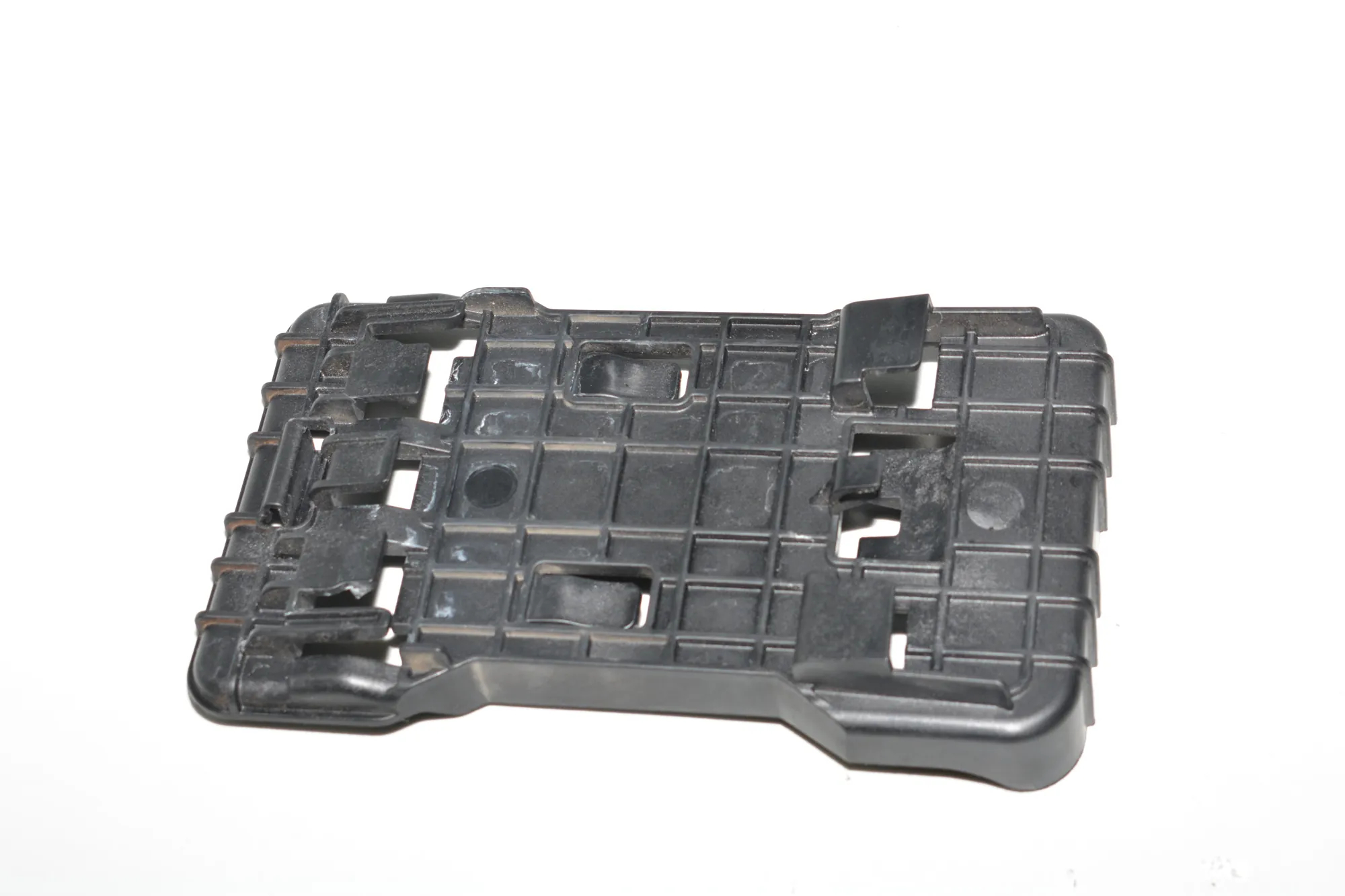 Fuse Box Holder – OEM 9380999 · BMW i3 (I01) Hybrid 2018
