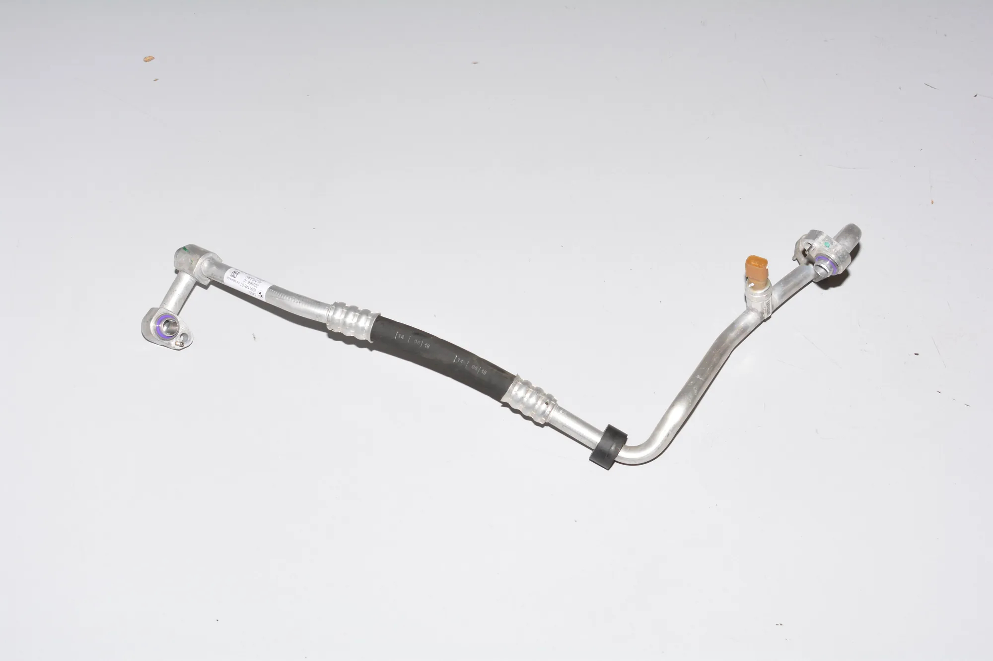 A/C Air Con Hose Pipe – OEM 9291148 · BMW i3 (I01) Hybrid 2018 – 3